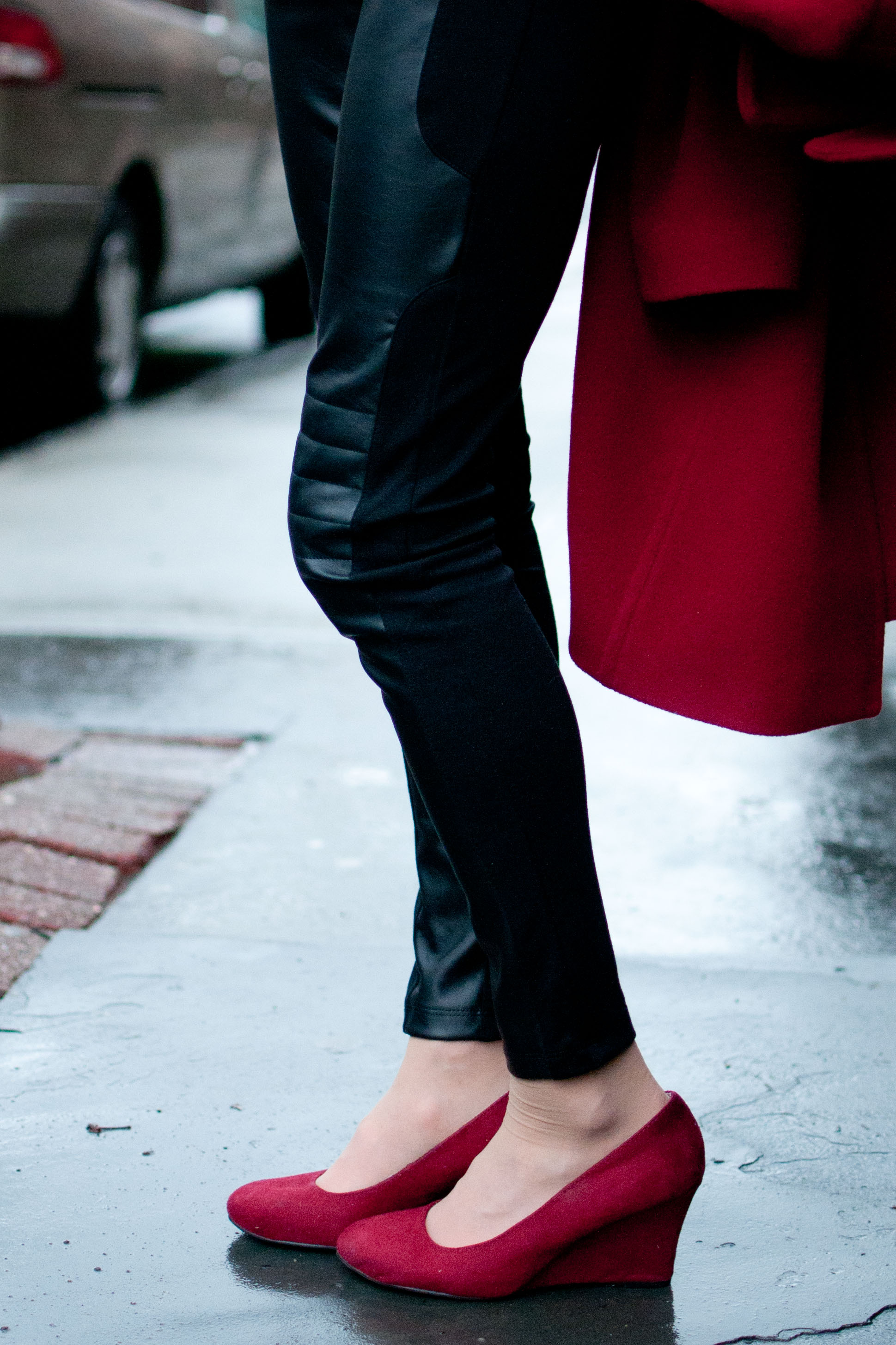 Ready for Red: Hot Pink is So Yesterday - Kelly in the City