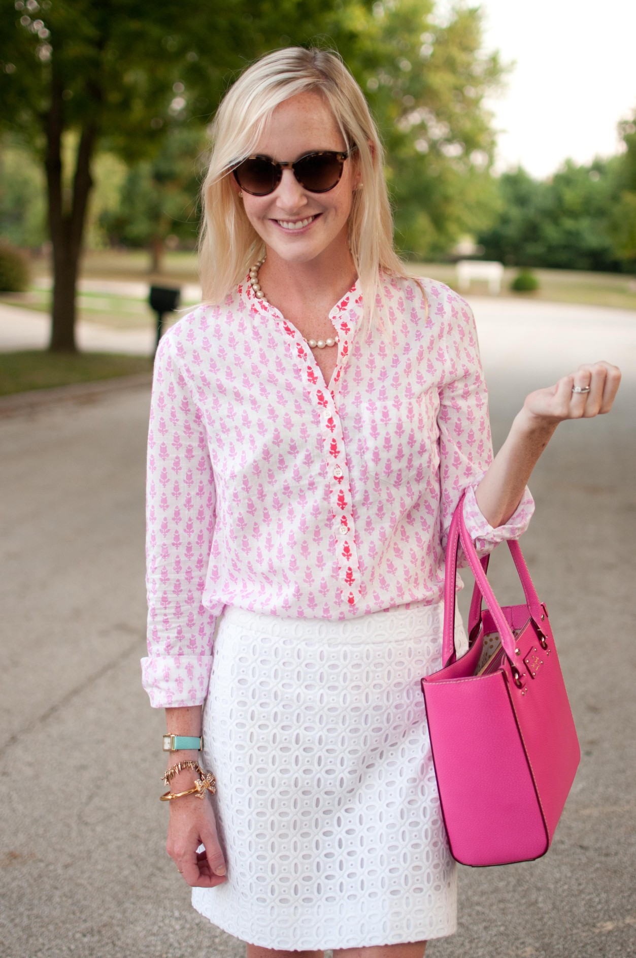 NYC Girl in the Midwest: Eyelet Skirts, Patterned Tops and Hot Pink Bags