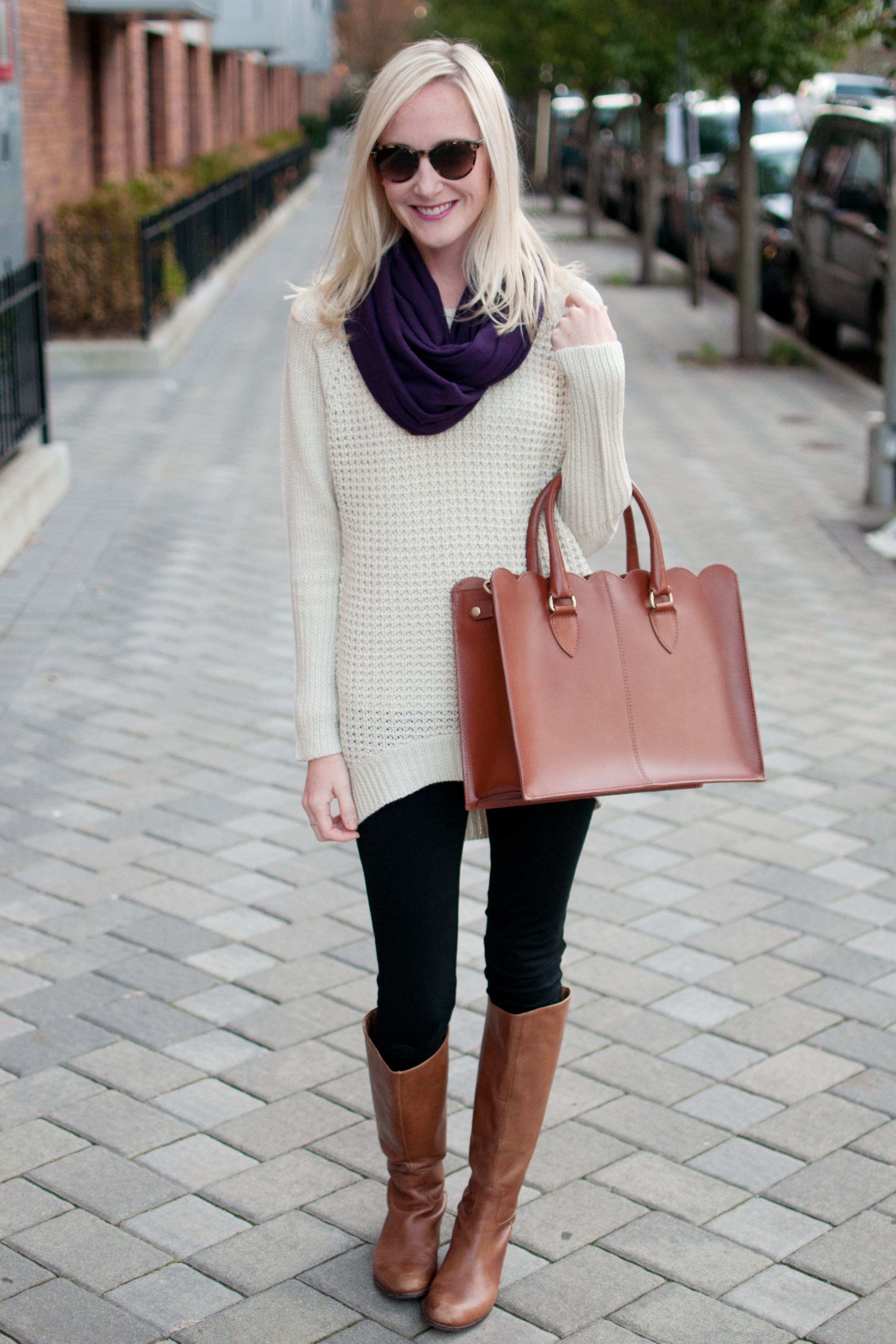 Simple Sundays: Leggings, Oversized Sweaters, and Infinity Scarves