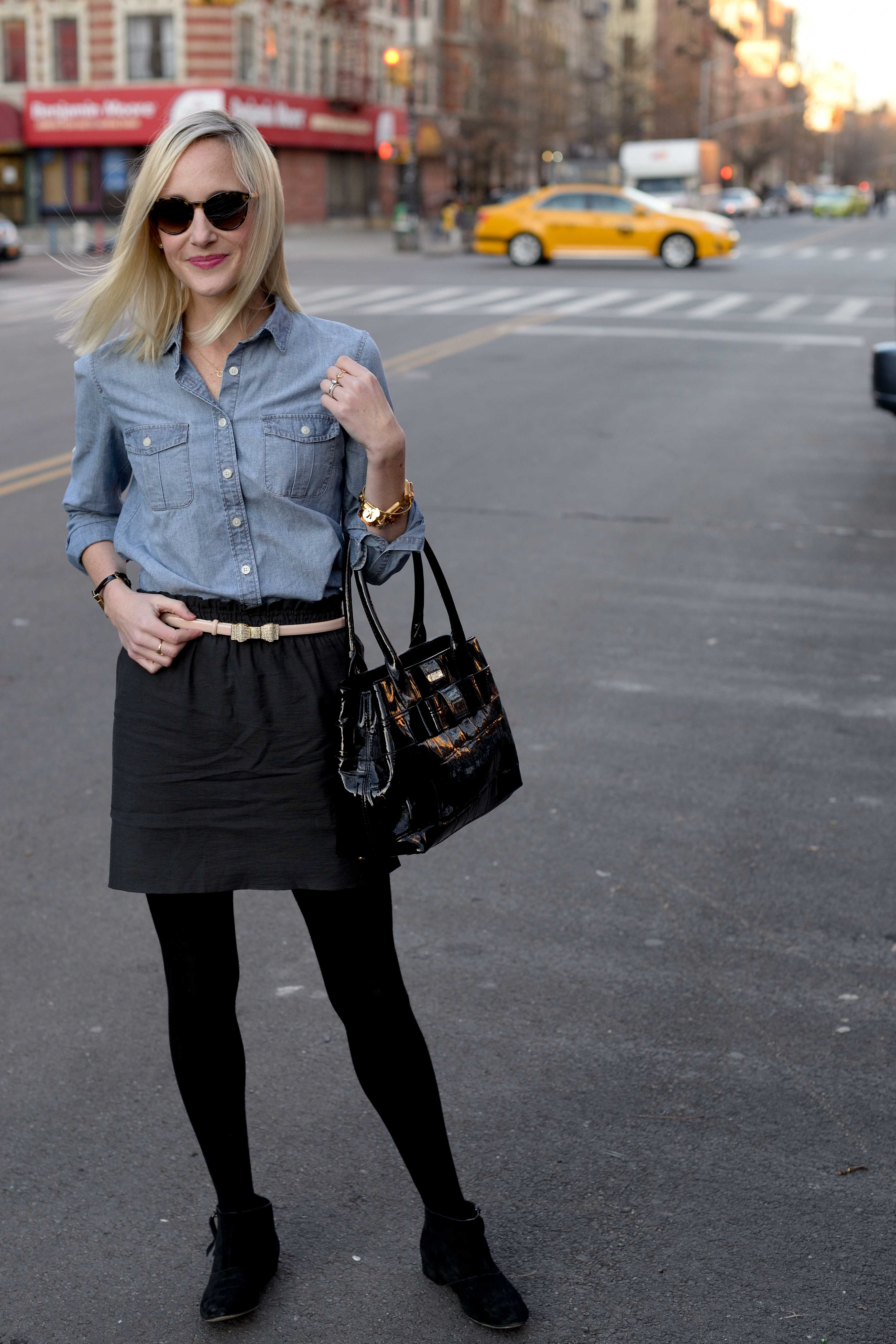 Bows, Bows, Bows: Simple Attire for Busy Days - Kelly in the City