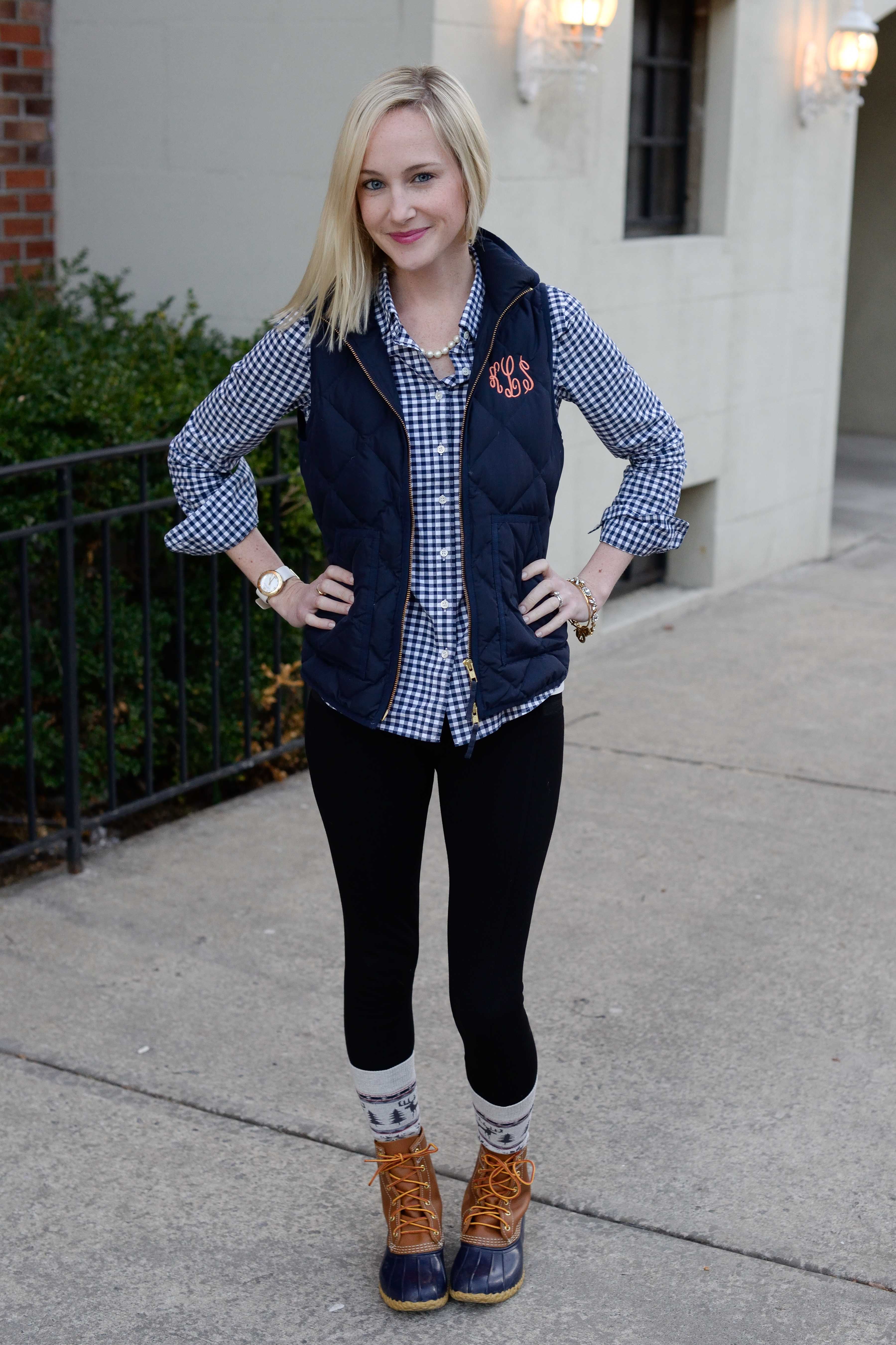 navy blue bean boots