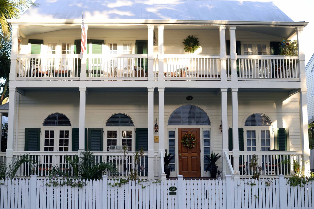 Vineyard Vines Shirts and Stitches Shorts (...and houses of