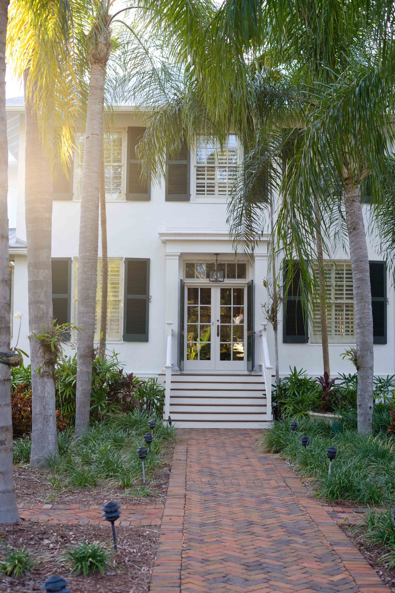 Vineyard Vines Shirts and Stitches Shorts (...and houses of