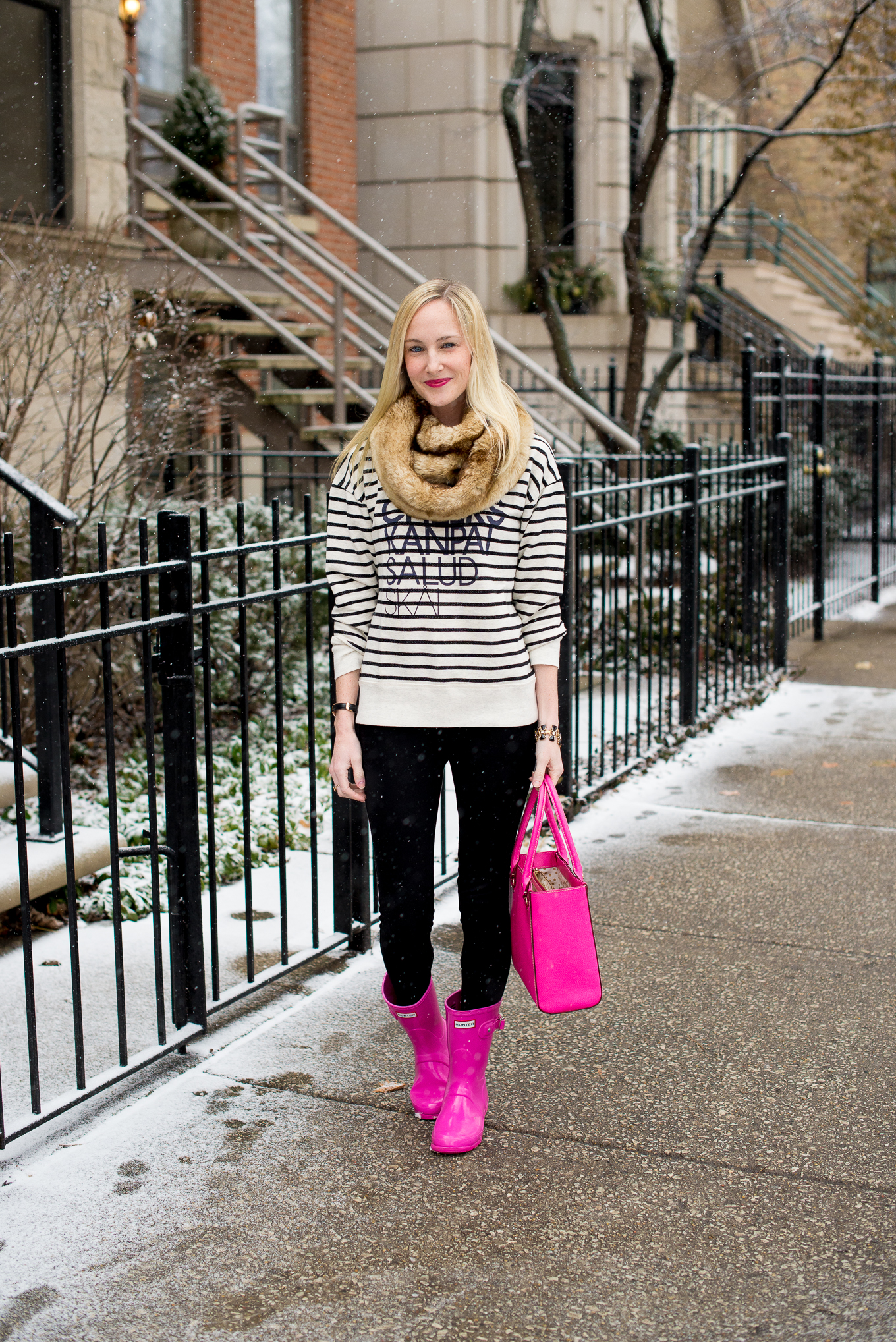 Pink hunter sale boots outfit