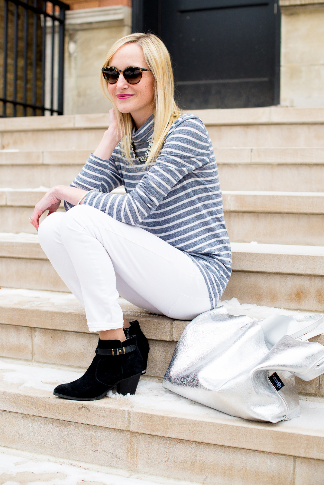 JERSEY TURTLENECK FILM DIVA