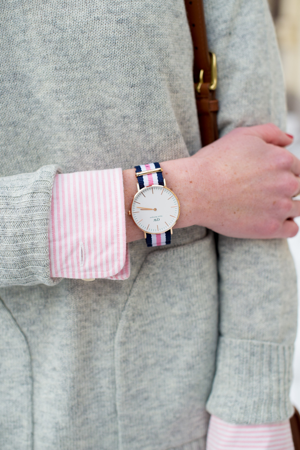 sperry white sneakers