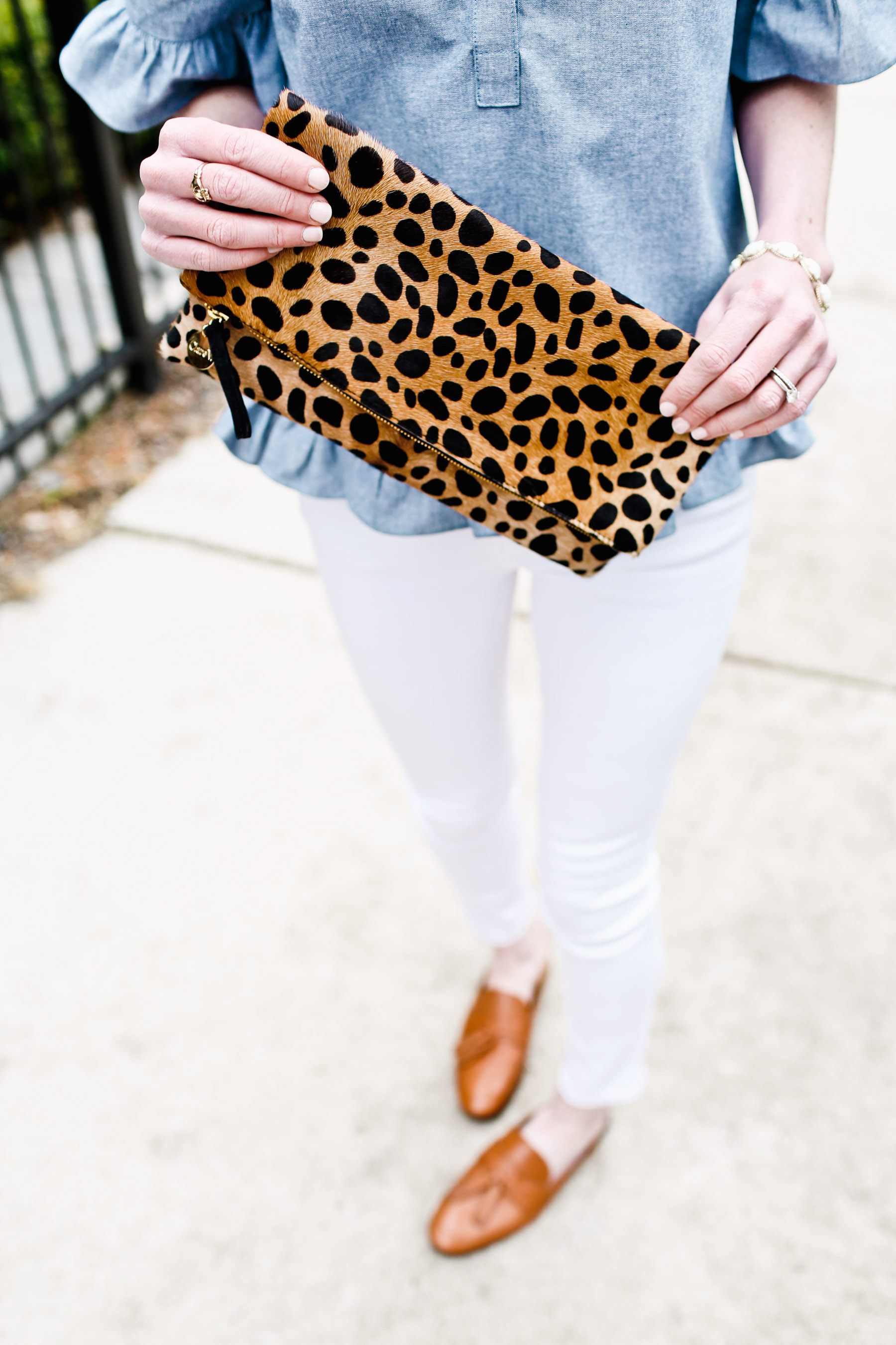 Chambray Ruffled Top / Rag & Bone Jeans / Sam Edelman Loafers / Clare V. Clutch / Kendra Scott Bracelet