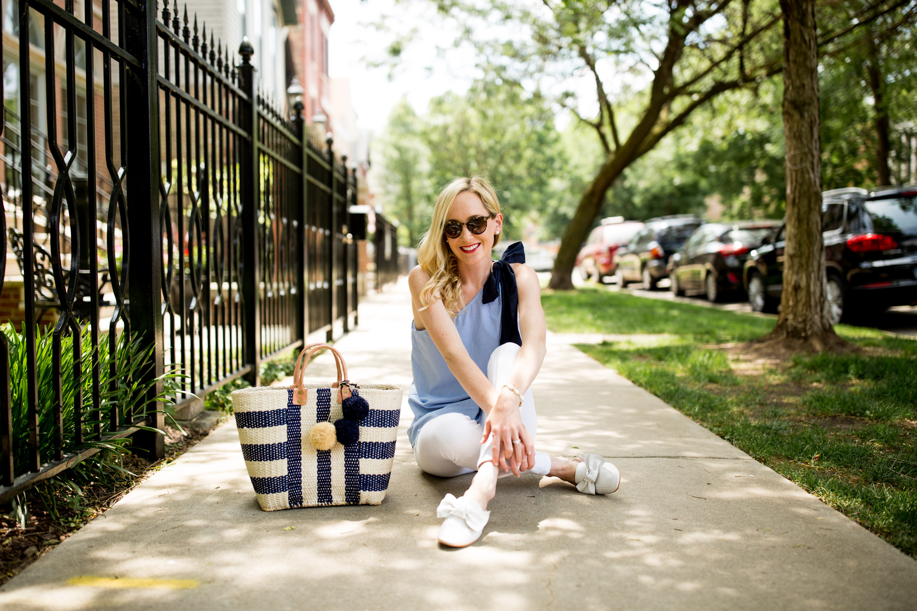 Scalloped Bow Top / Bow Mules / Newer Kendra Scott Bracelets t c/o / Favorite White Skinny Jeans / Woven Tote