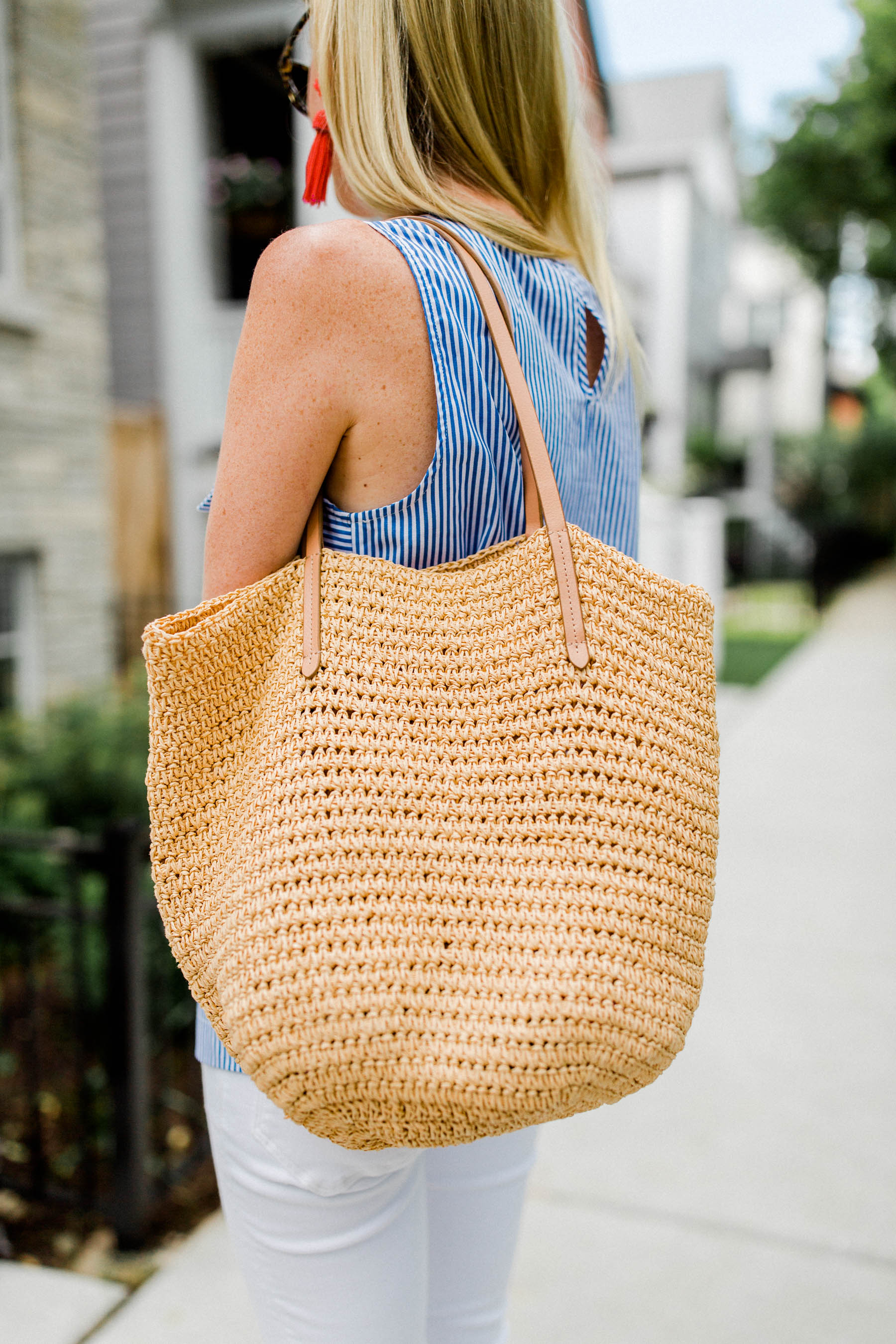 Bow Top /  Straw Tote / Lisi Lerch Earrings