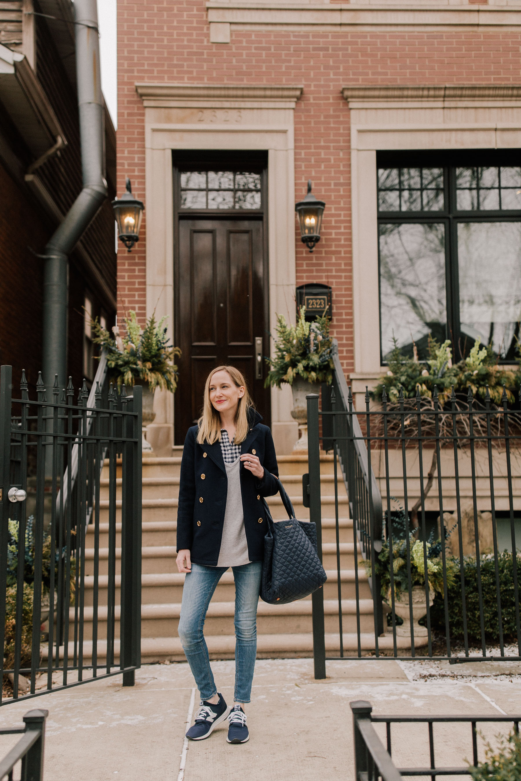 navy sneakers outfit