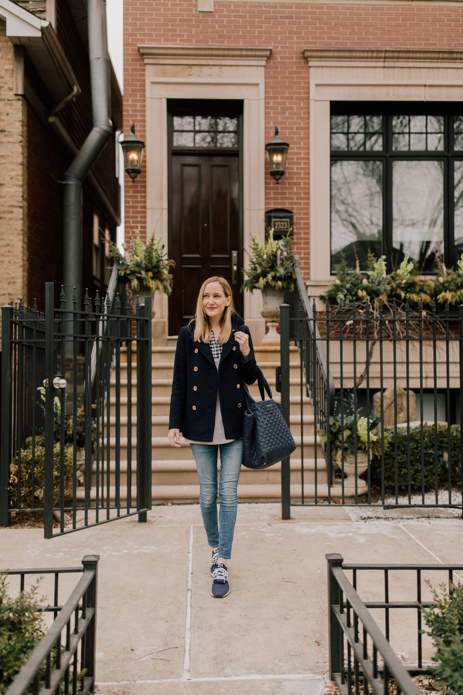 Go-To Mom Outfit - Preppy Style Blogger Kelly in the City