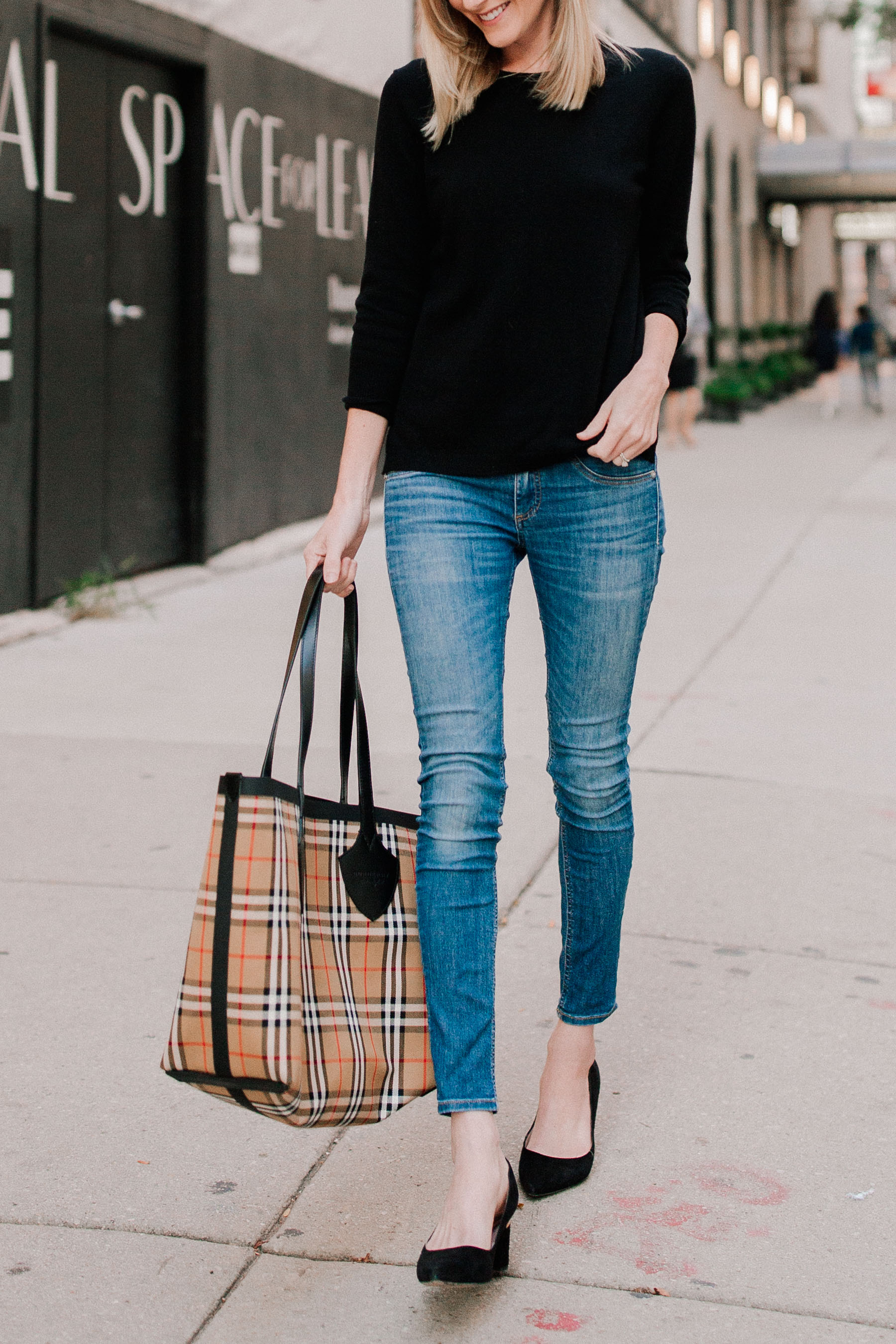 Rag & Bone Jeans / Kate Spade Pumps / Burberry Tote / Black Cashmere Sweater - Kelly in the City