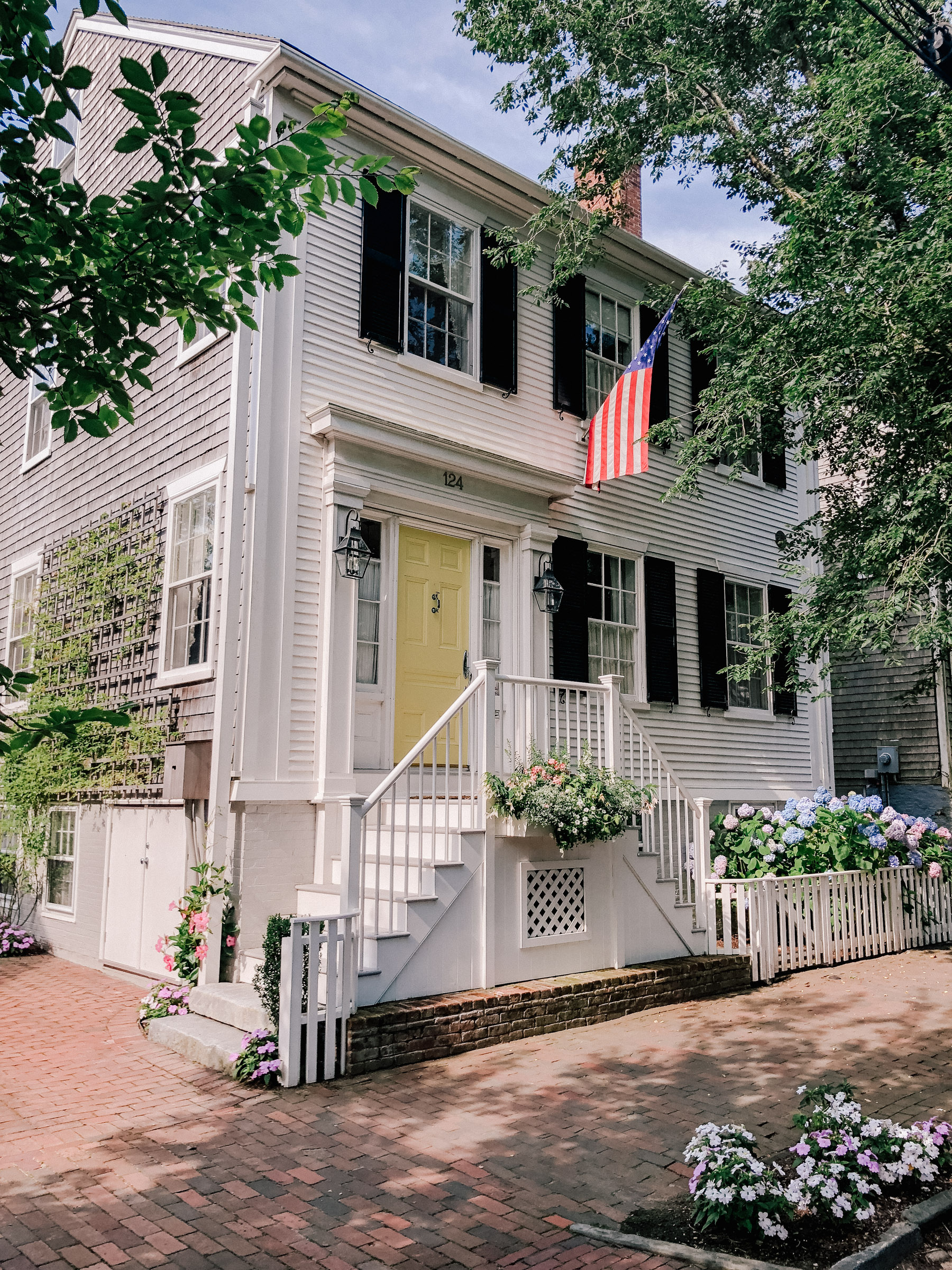 Nantucket House Tour by Kelly Larkin