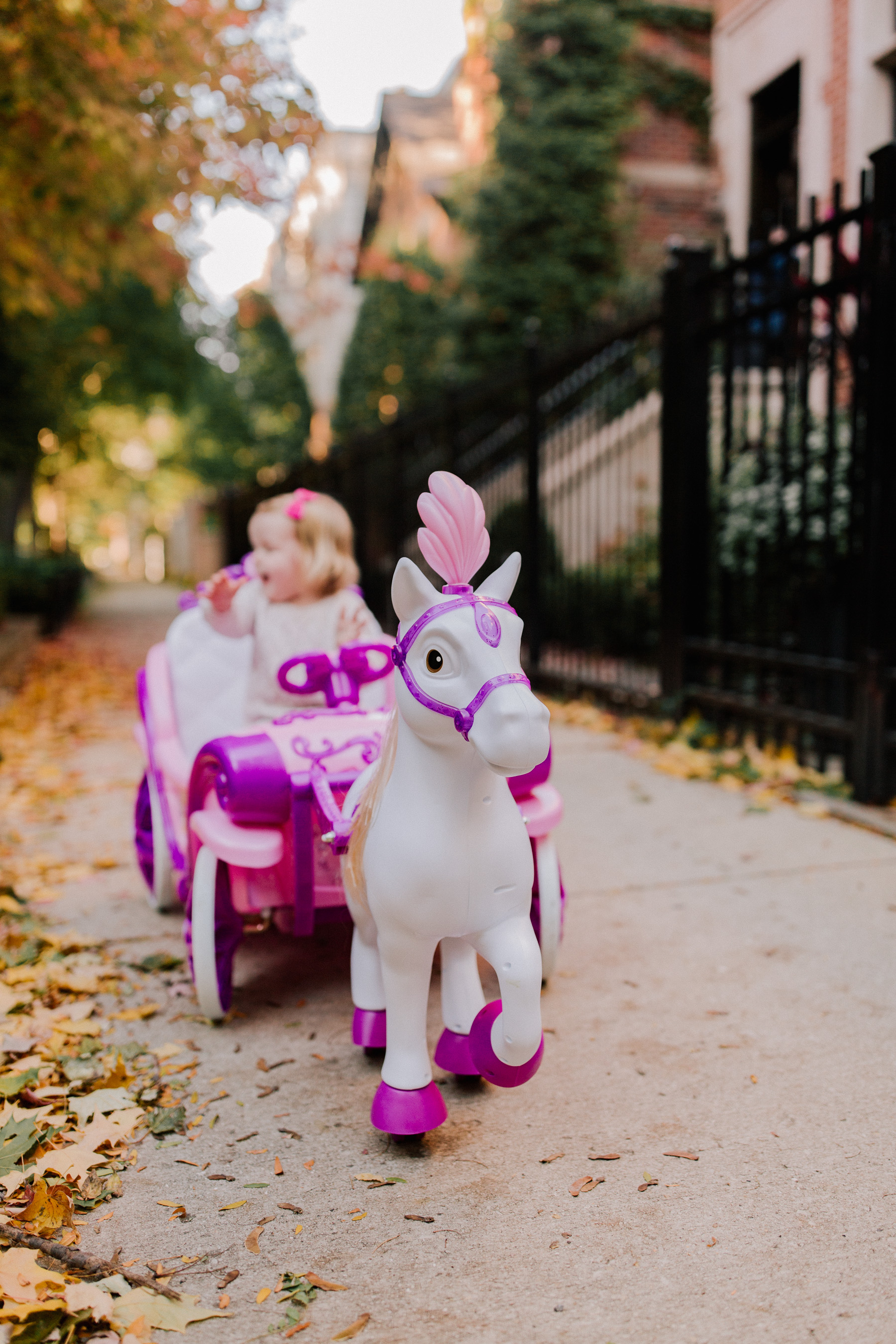Disney Princess Royal Horse and Carriage Girls 6V Ride-On Toy by Huffy