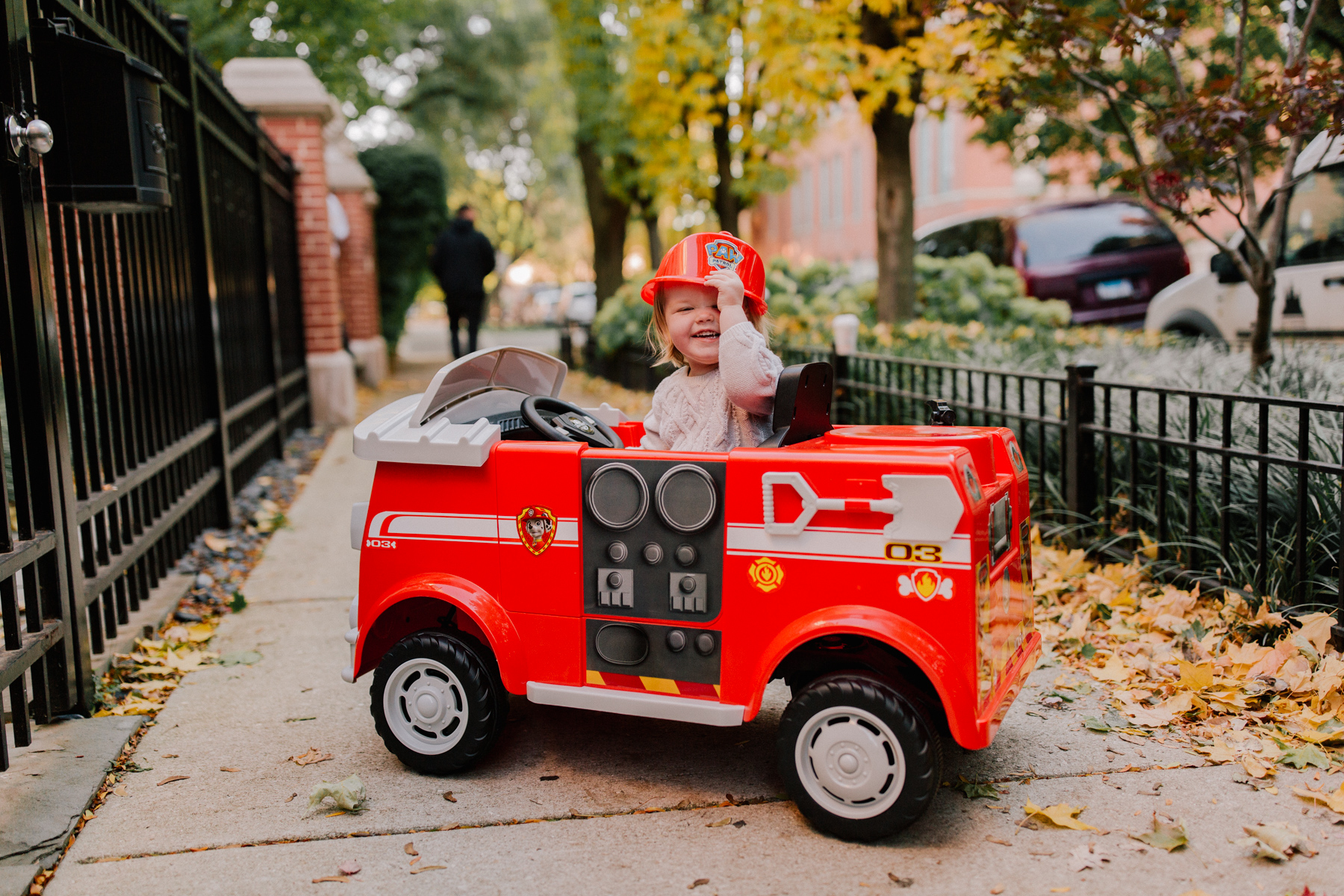 Paw Patrol Fire Truck 6 Volt powered Ride On Toy by Kid Trax, Marshall rescue - Emma Larkin