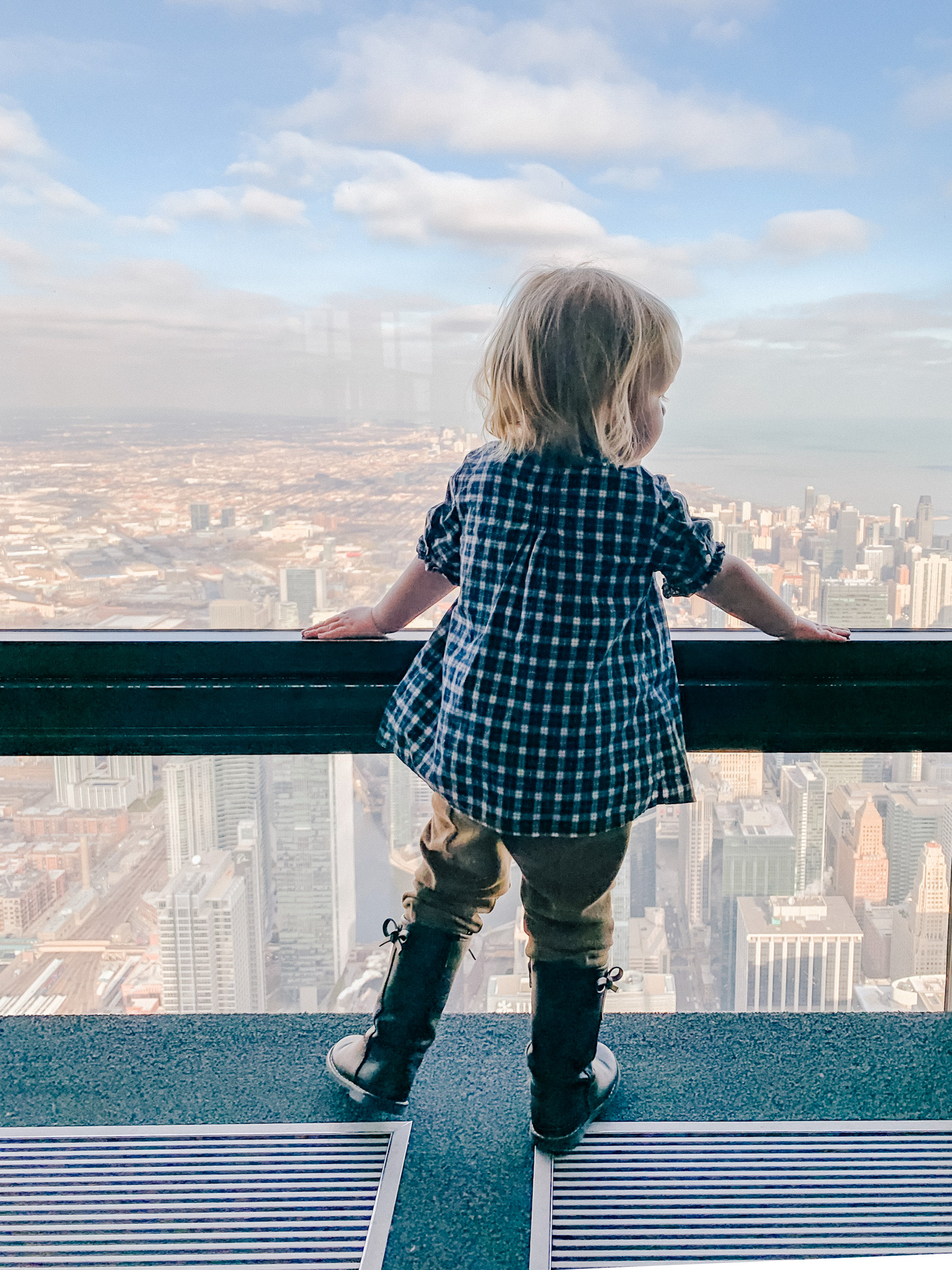 Emma - Meeting Santa on the Willis Tower Skydeck