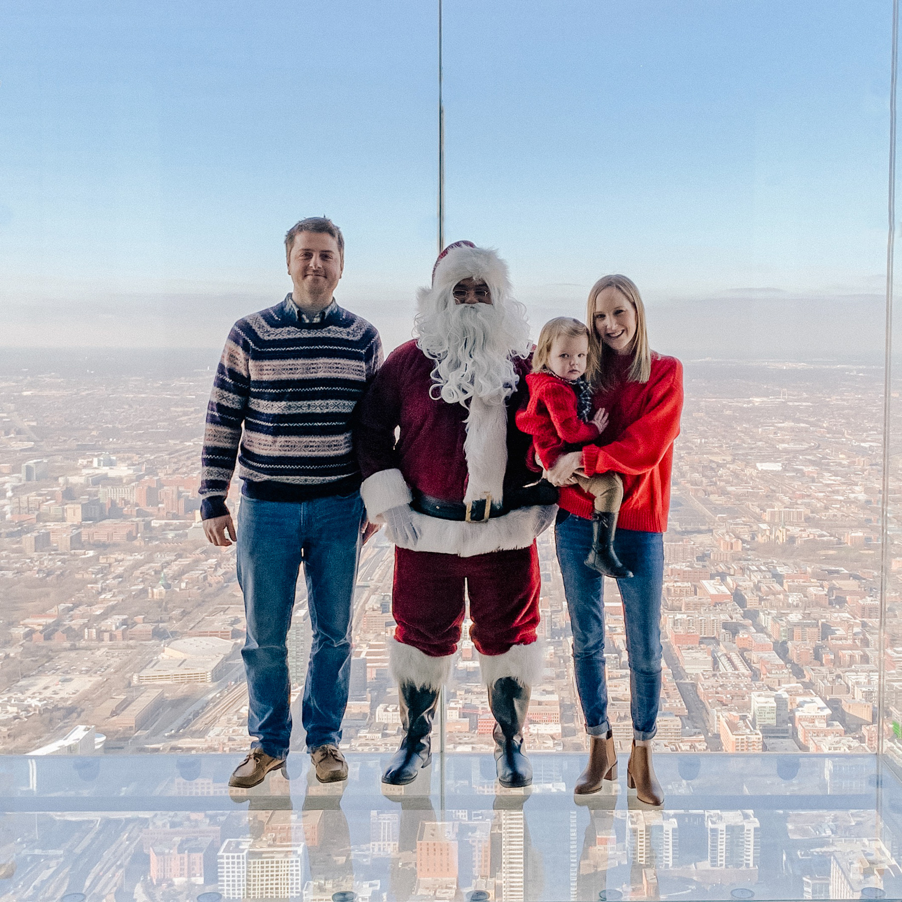 Kelly in the City - Meeting Santa on the Willis Tower Skydeck