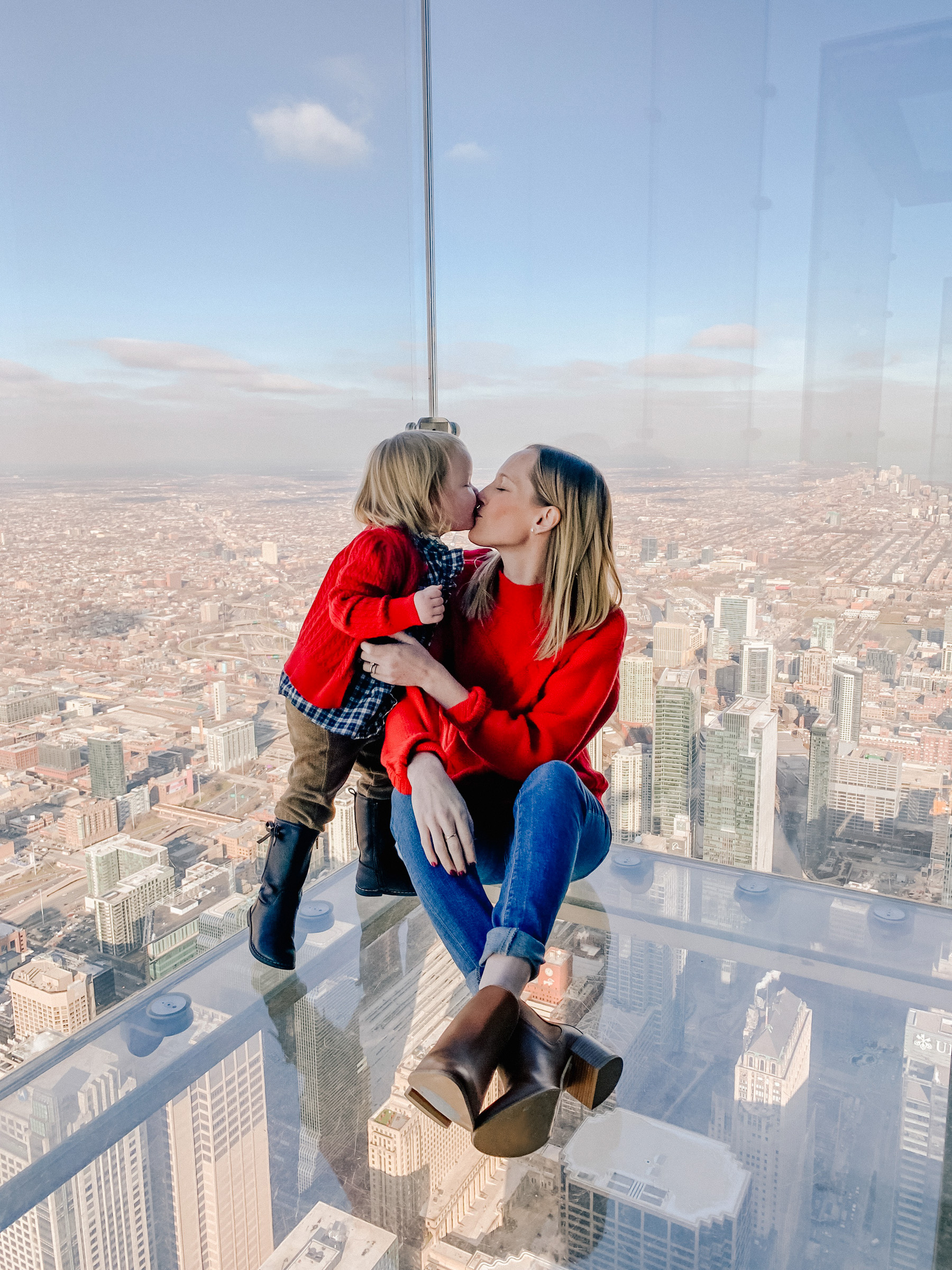 Meeting Santa on the Willis Tower Skydeck