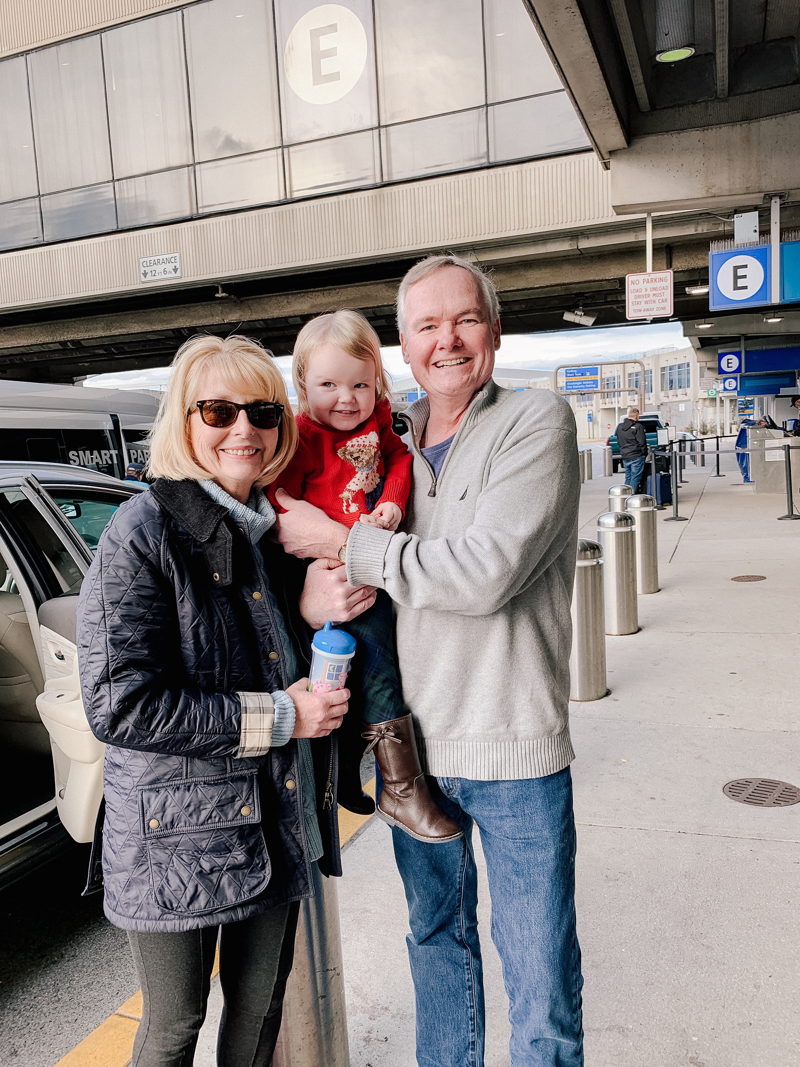 Kelly's parents and Emma