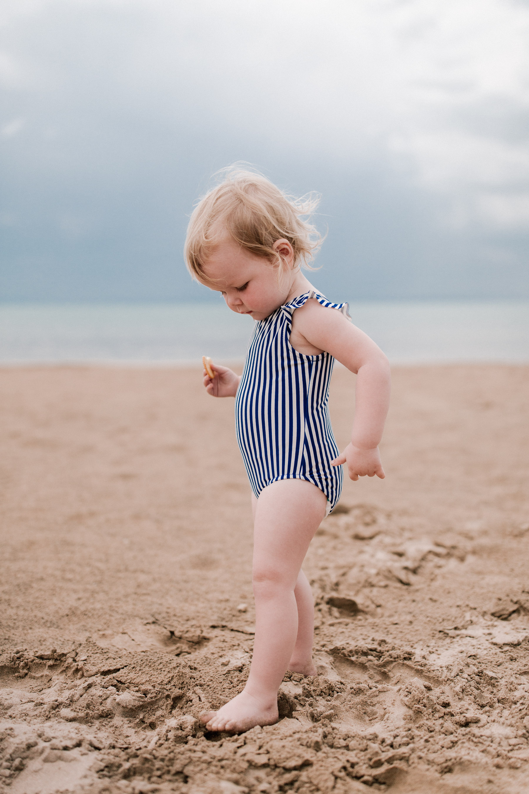 Pretty Photos Taken During a Weirdly Warm Beach Night in Chicago Right Before a Thunderstorm