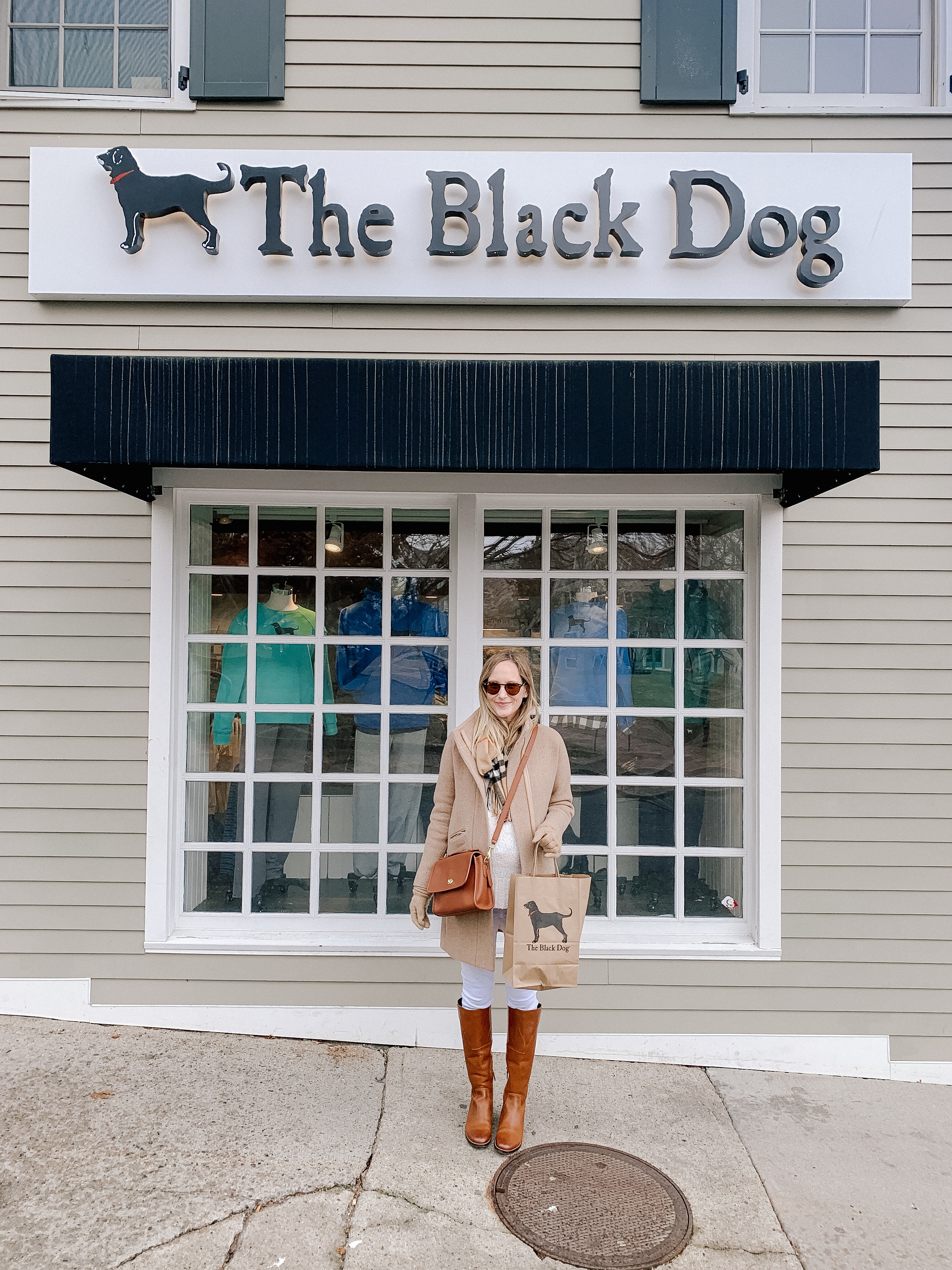  The Black Dog Store