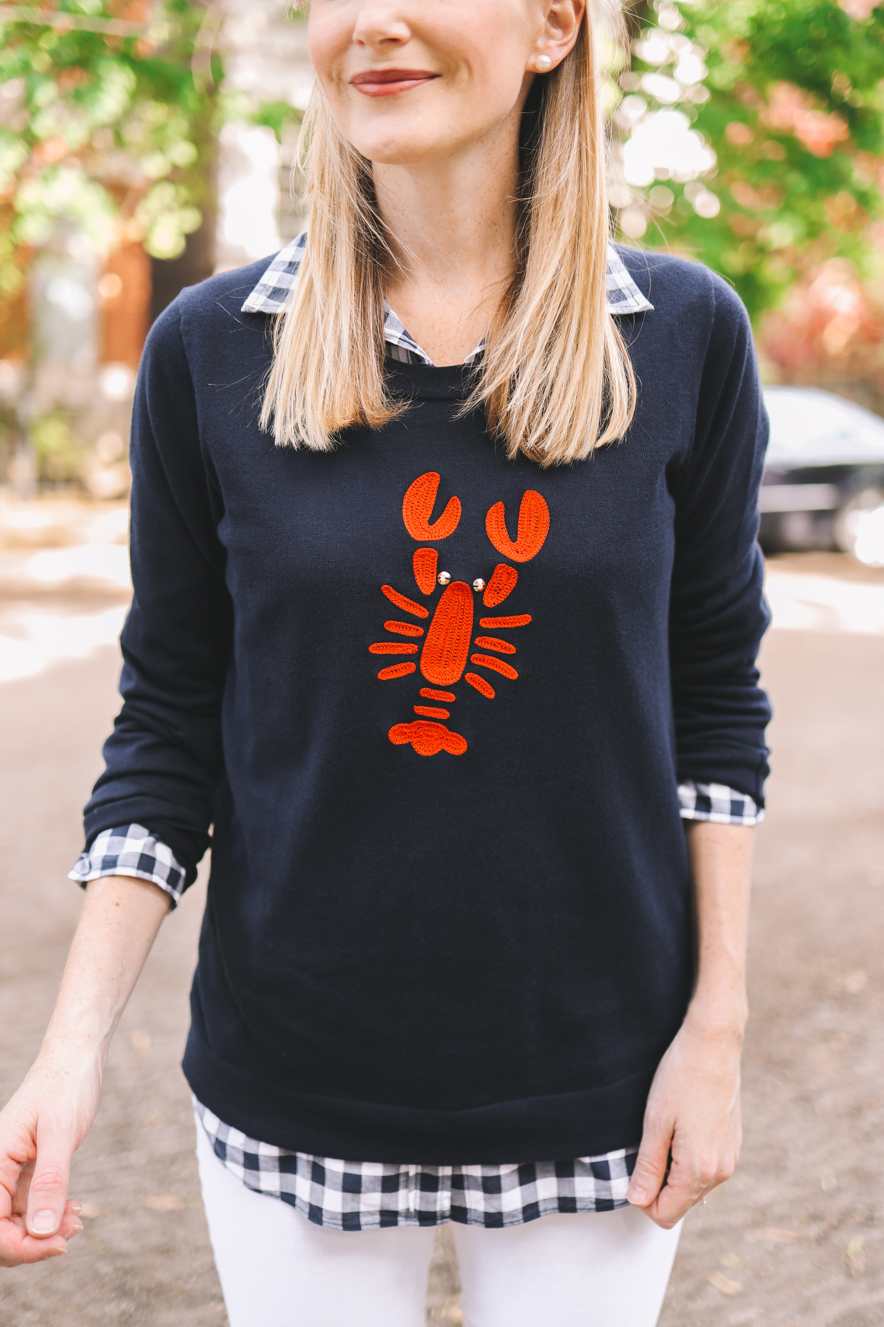 Lobster sweater featured 