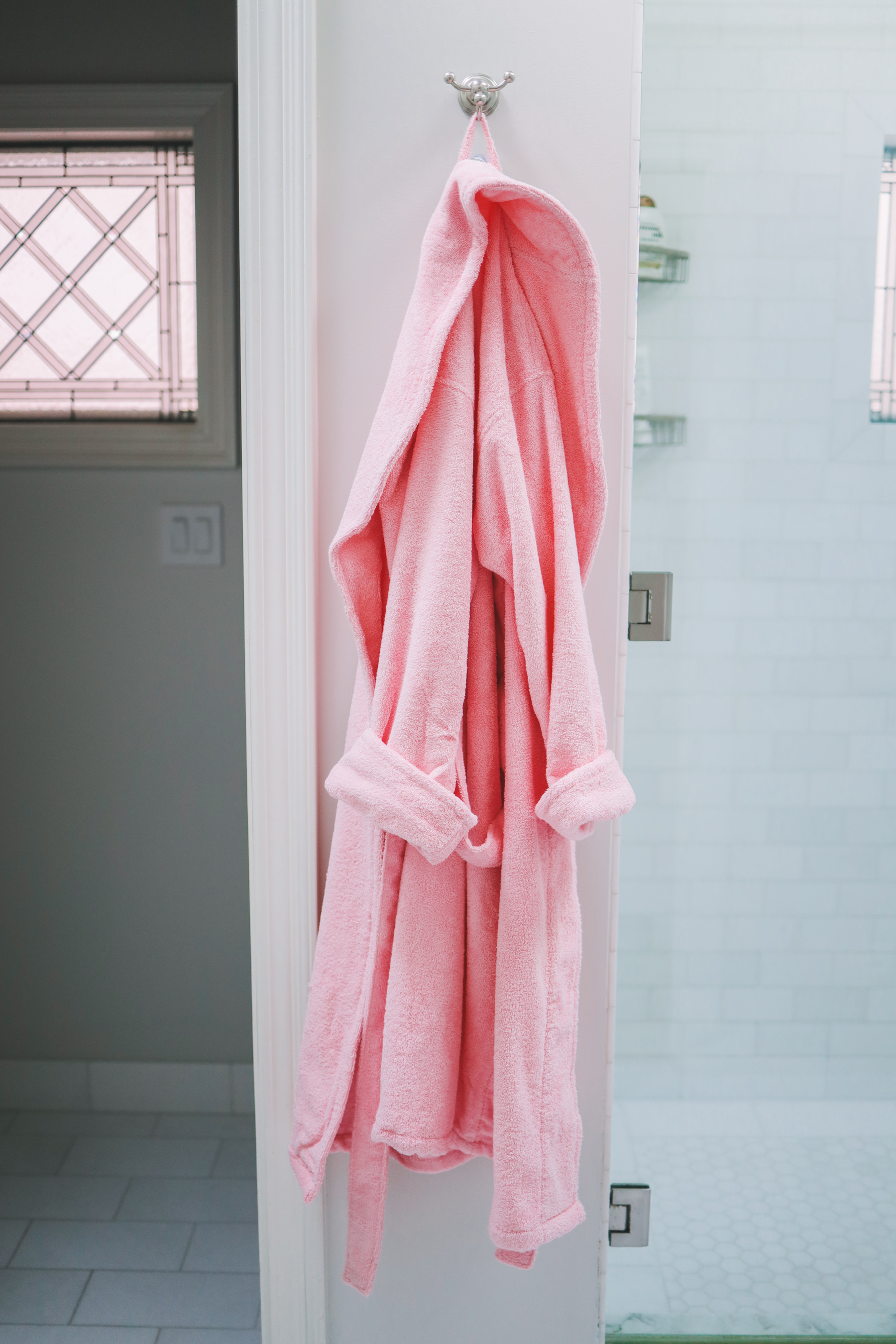 Preppy Gifts for New Moms - Cotton robe