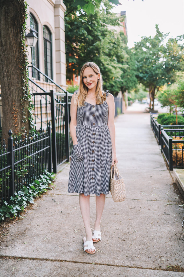 Two Easy Summertime Looks & The Outfit Bar | Kelly in the City
