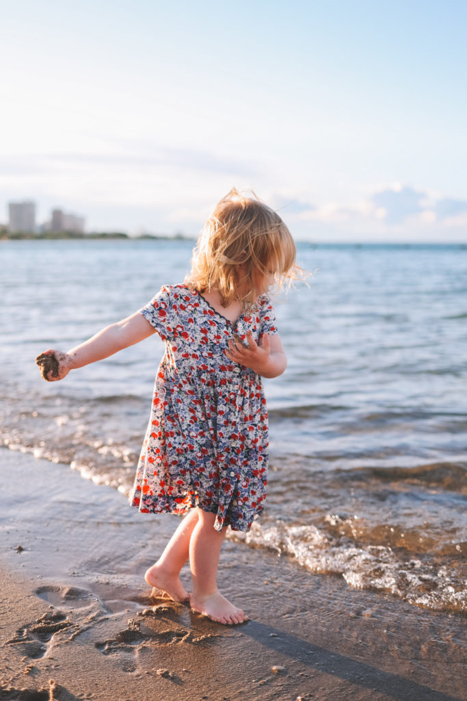 North Avenue Beach - Daughter in the Water | Kelly in the City