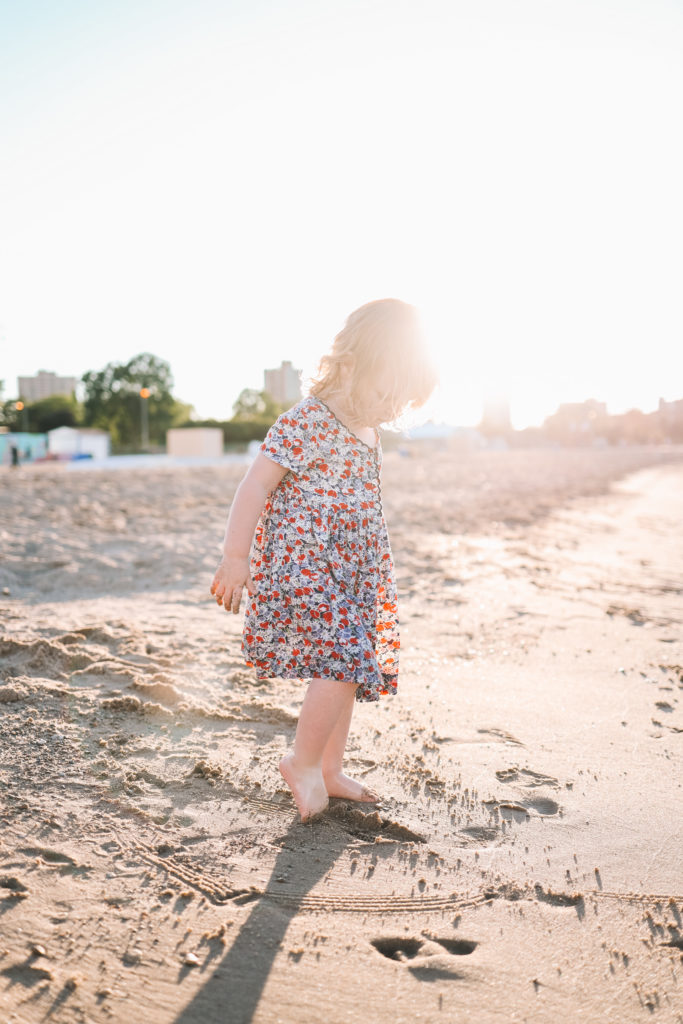 North Avenue Beach - Daughter in the Water | Kelly in the City