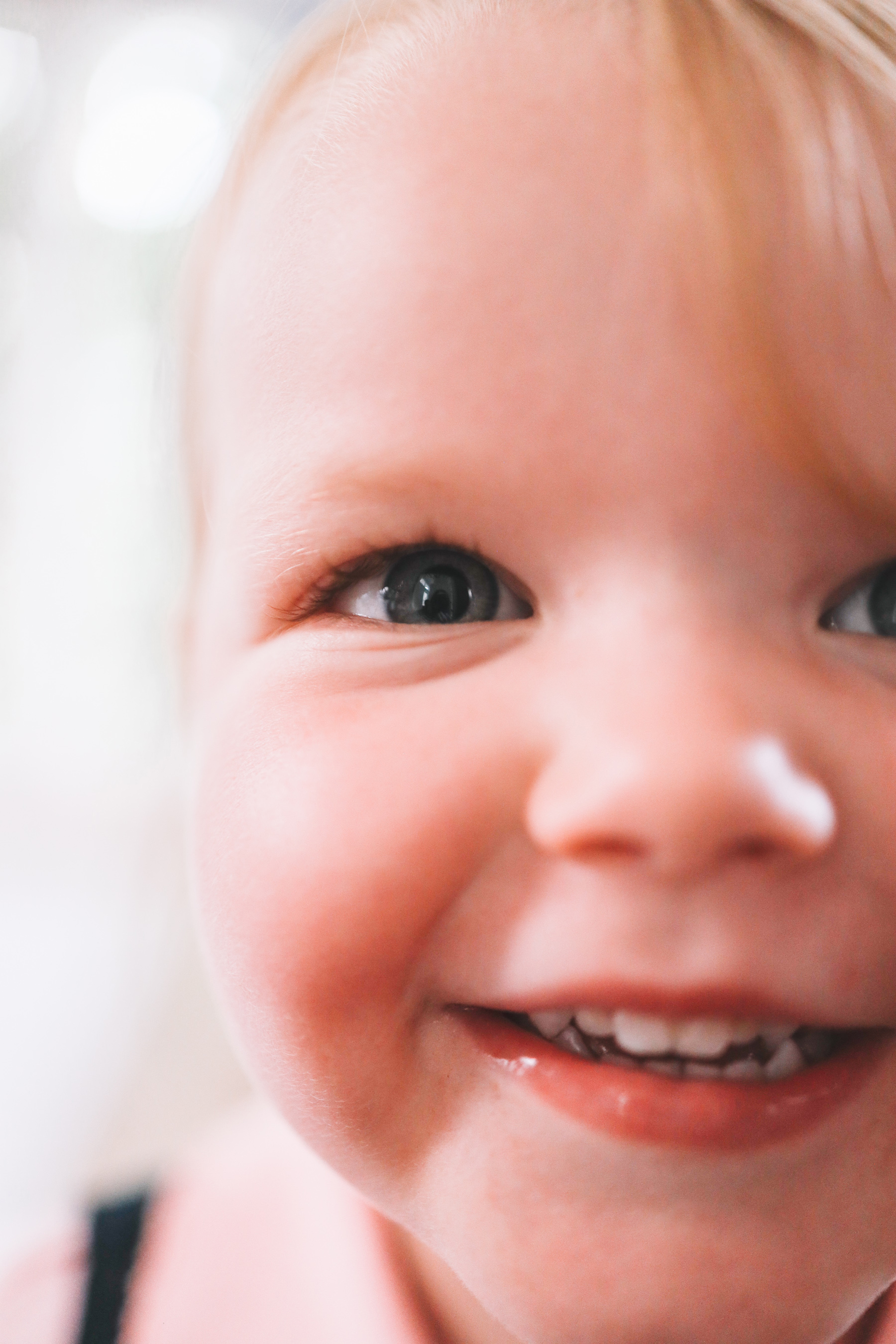 a close up of a girl's face