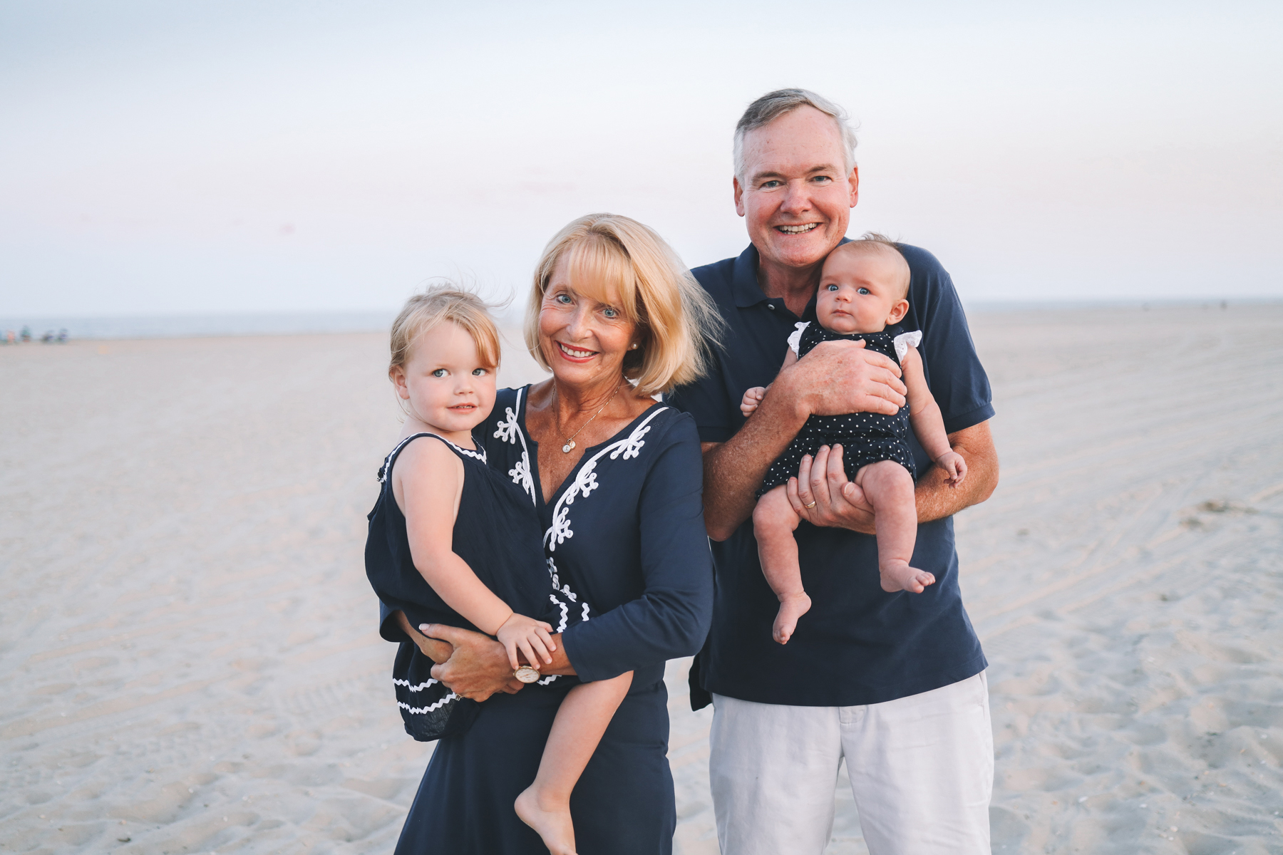 beach family Christmas card photos