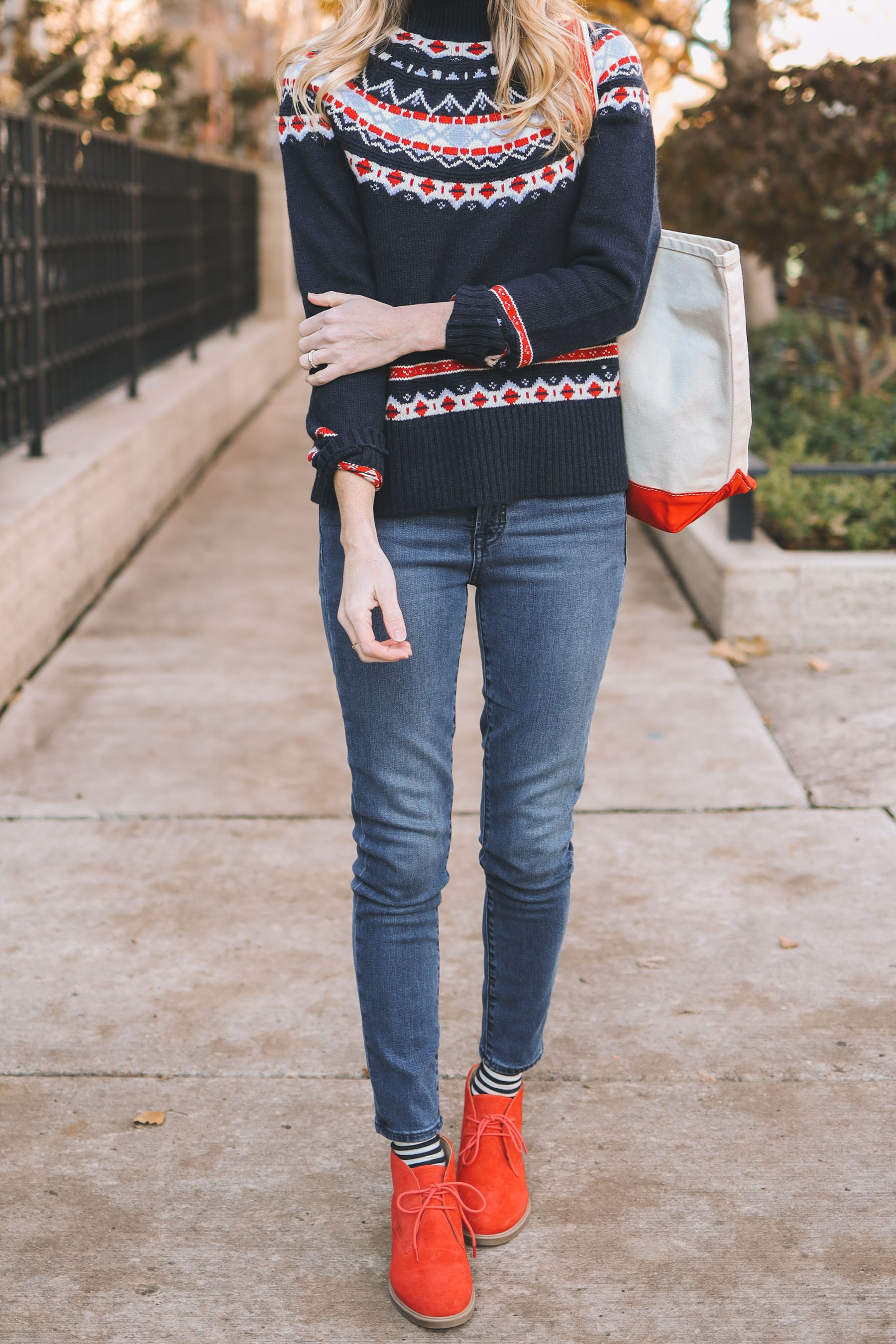 Hush puppies suede clearance booties