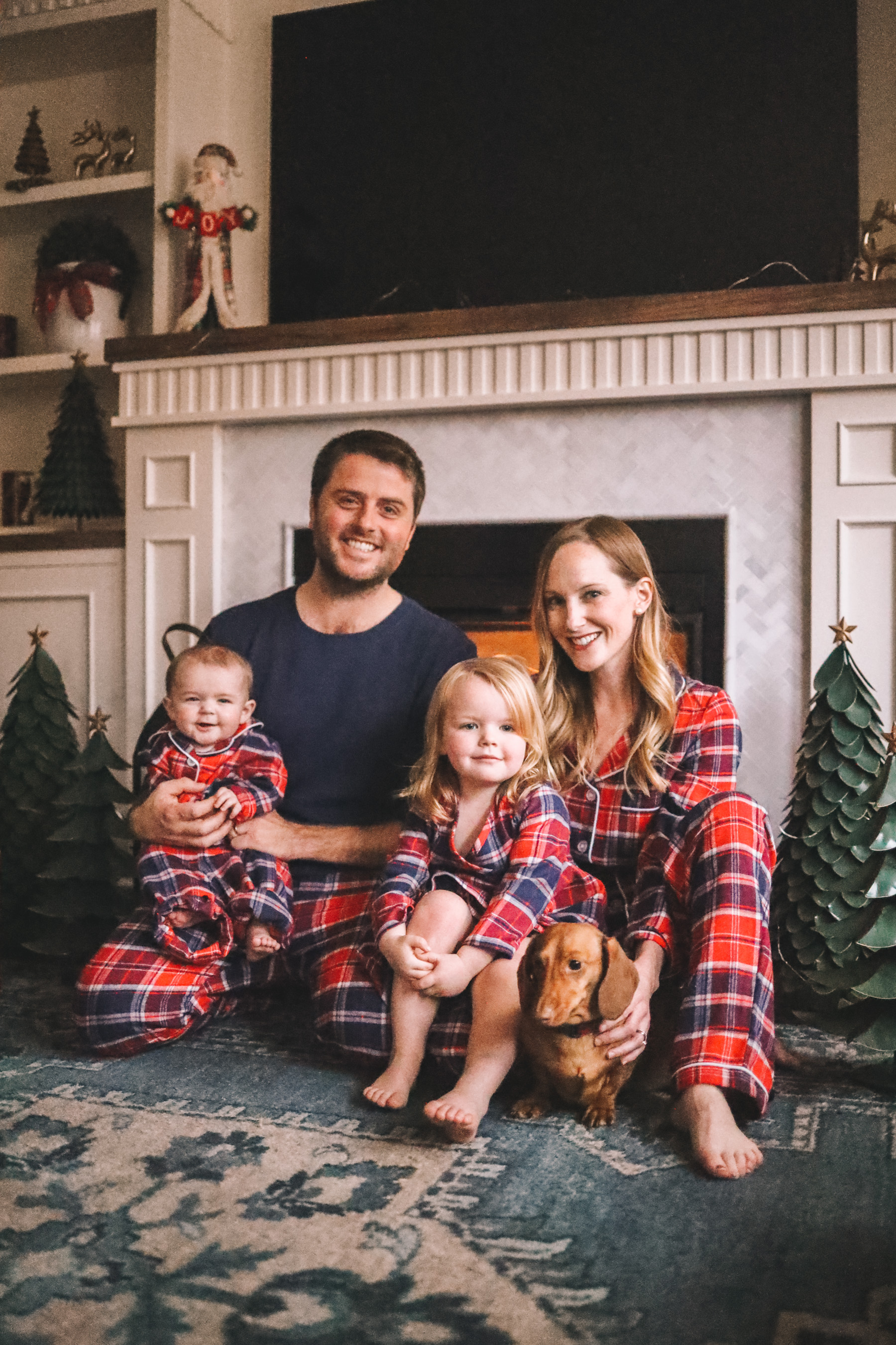 Matching christmas discount pajamas in store