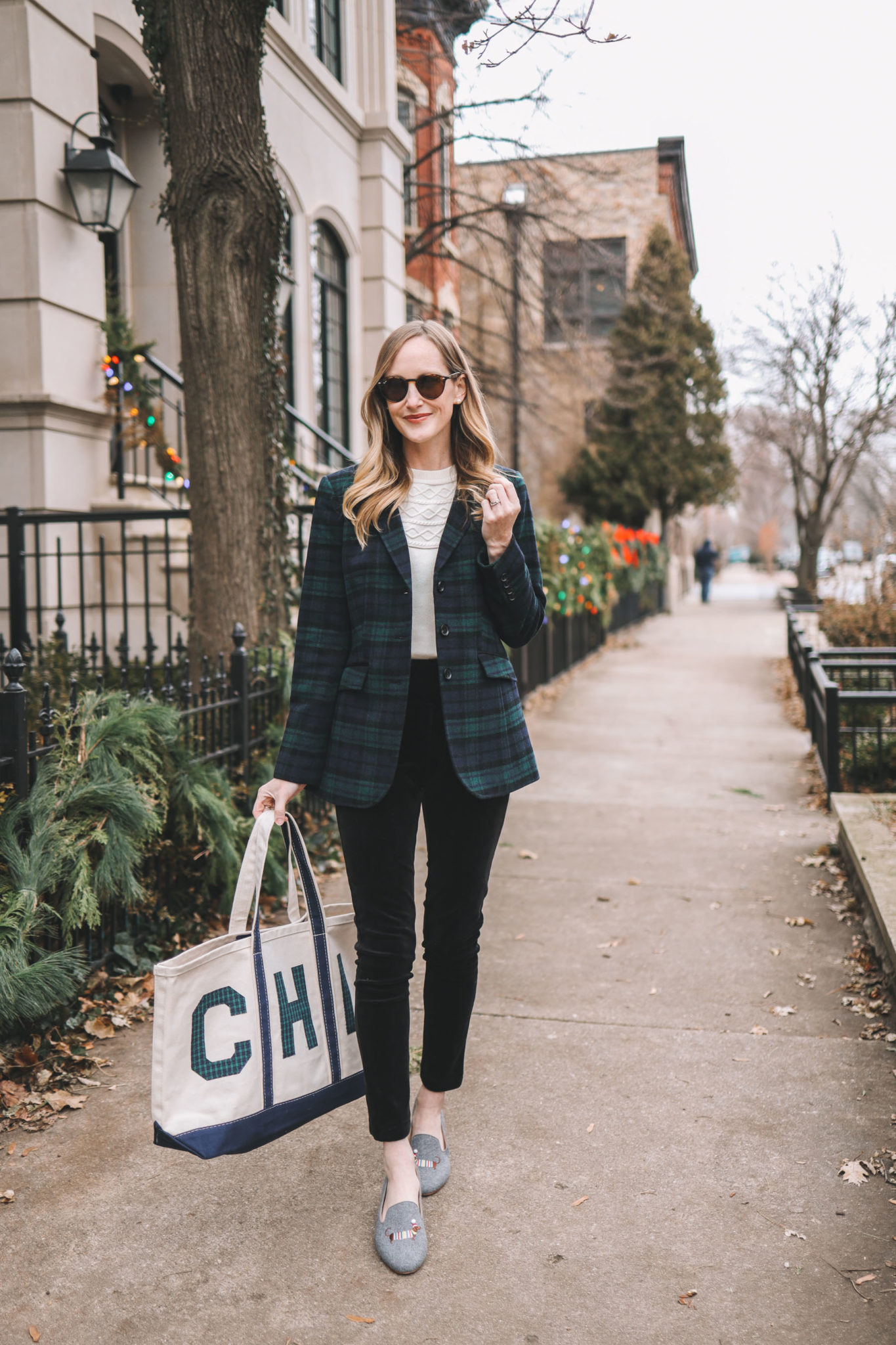 Blackwatch Plaid Blazer Kelly in the City Lifestyle Blog