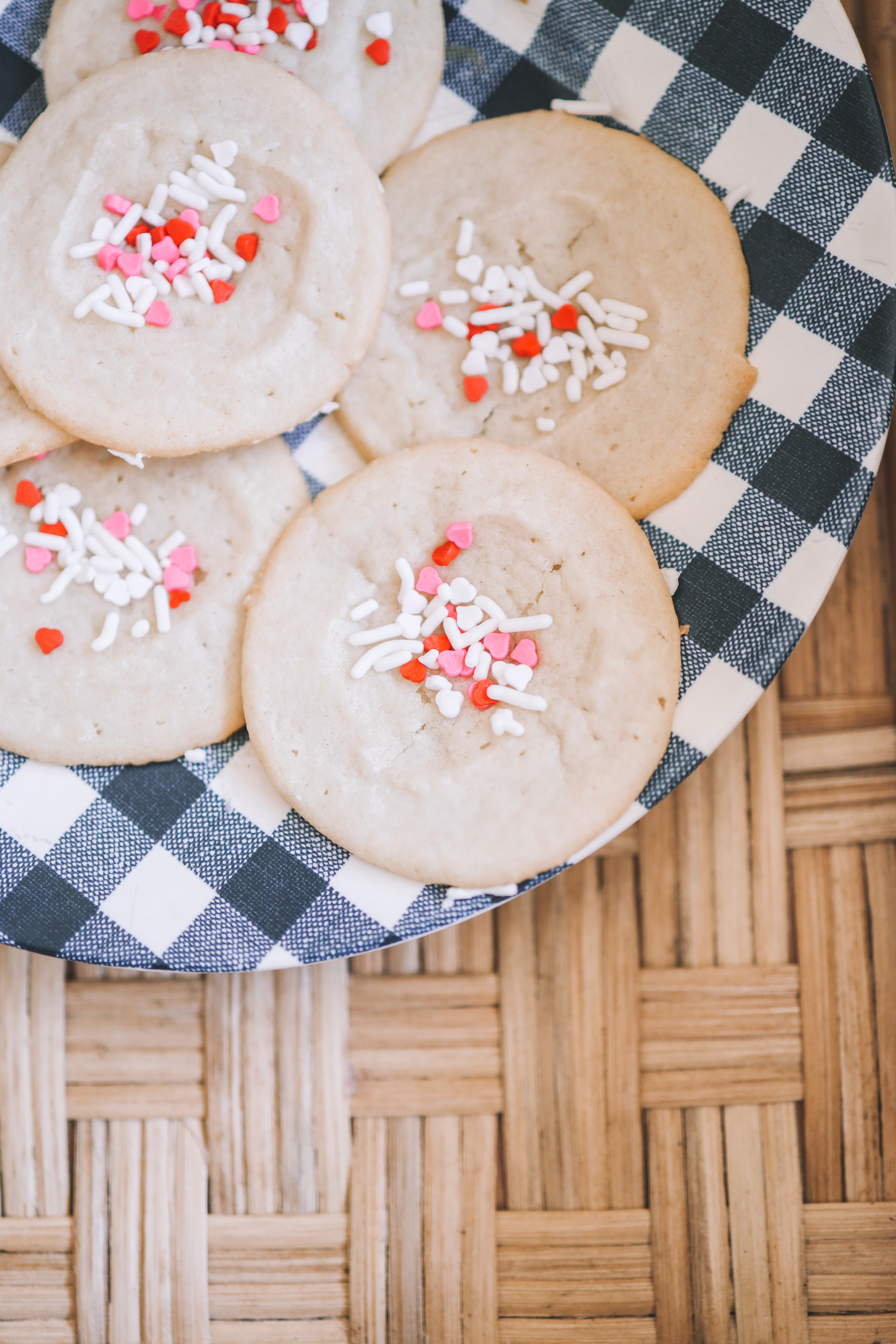 sugar cookies with sprinkles