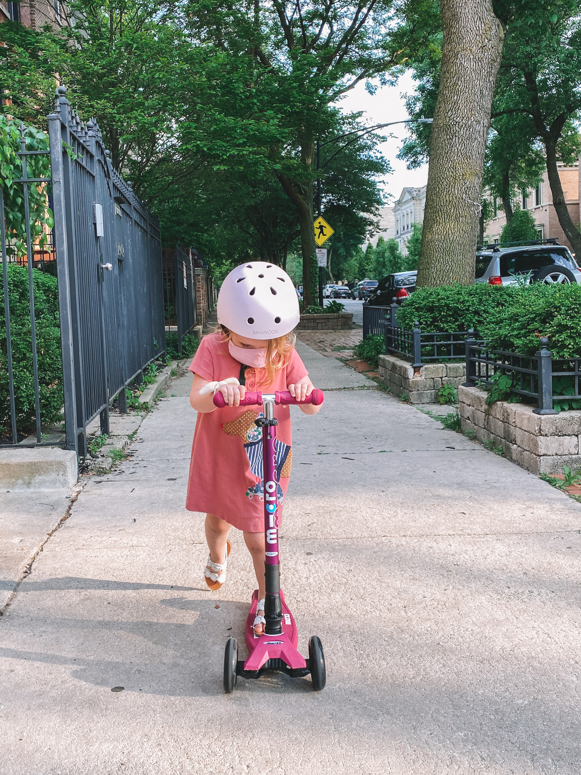 Micro Kickboard Maxi Deluxe Foldable 3-Wheeled Scooter