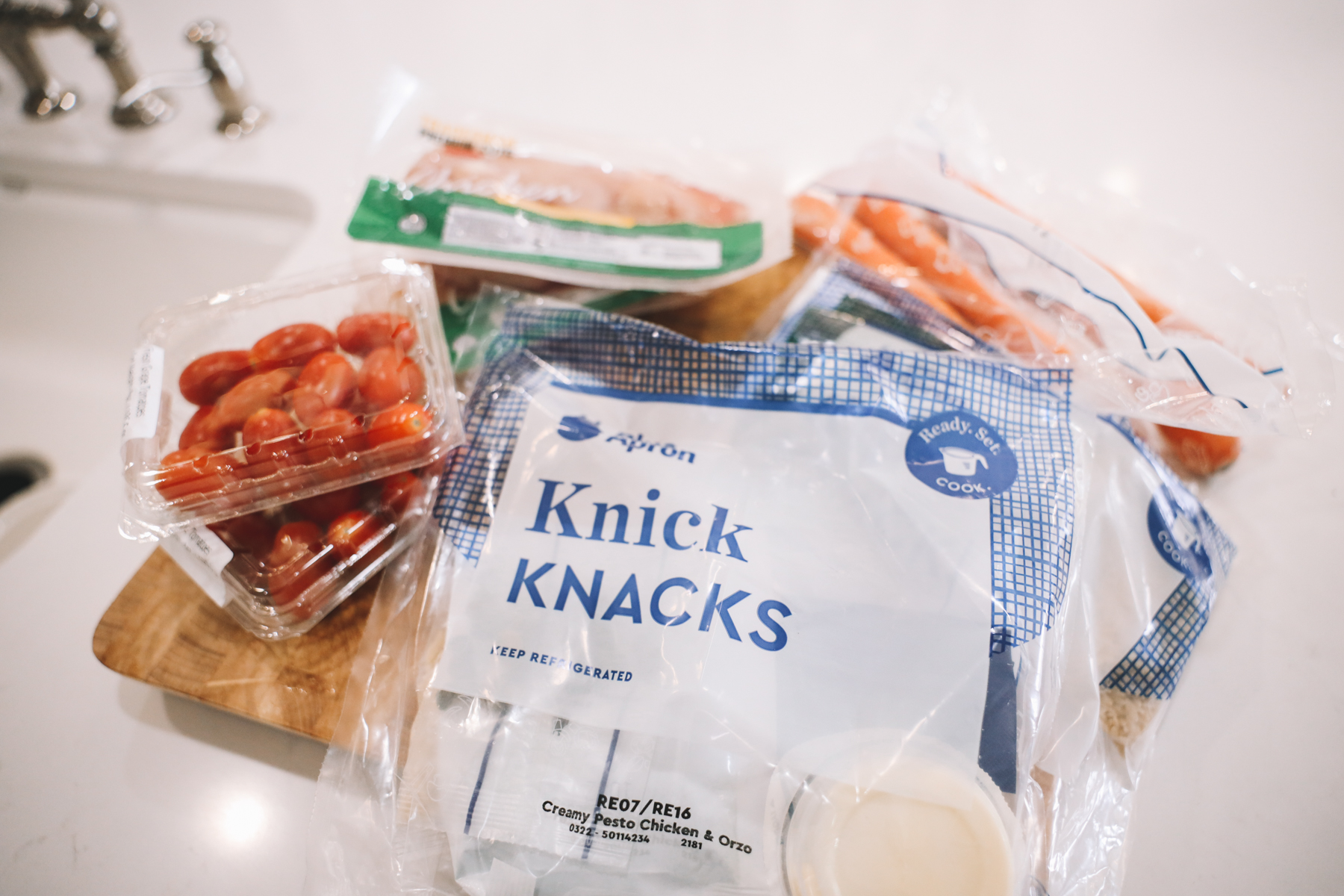 Kelly in the City + Blue Apron Offer | packed ingredients