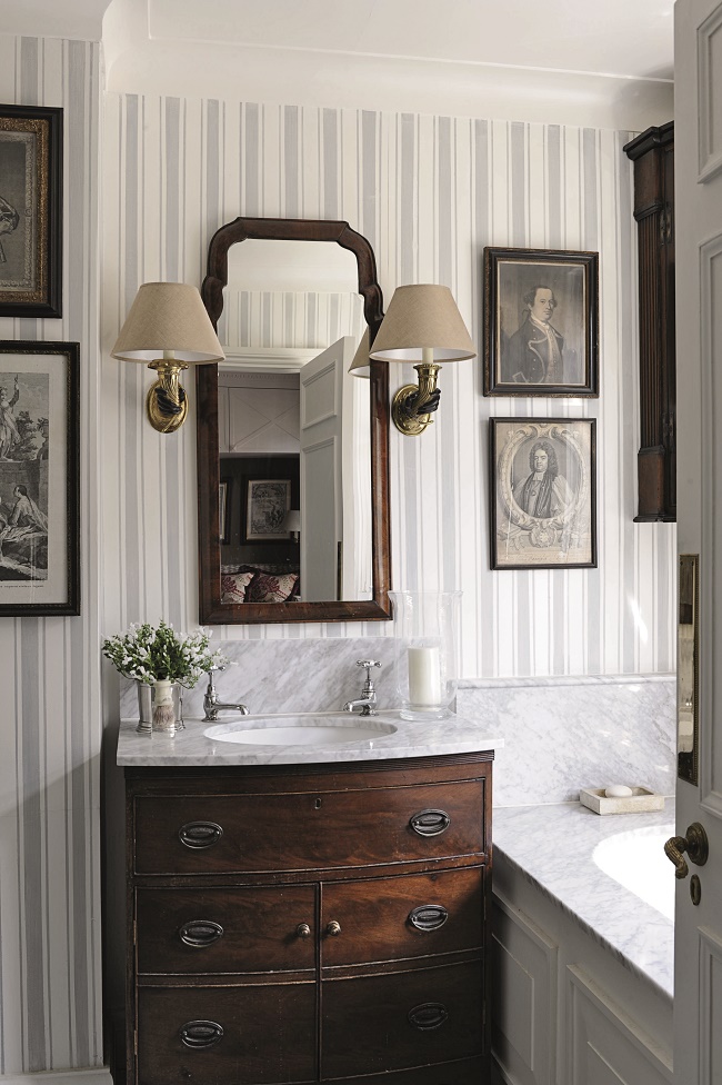 Industrial Bathroom Inspiration: Black, White + Brass - Kelly in