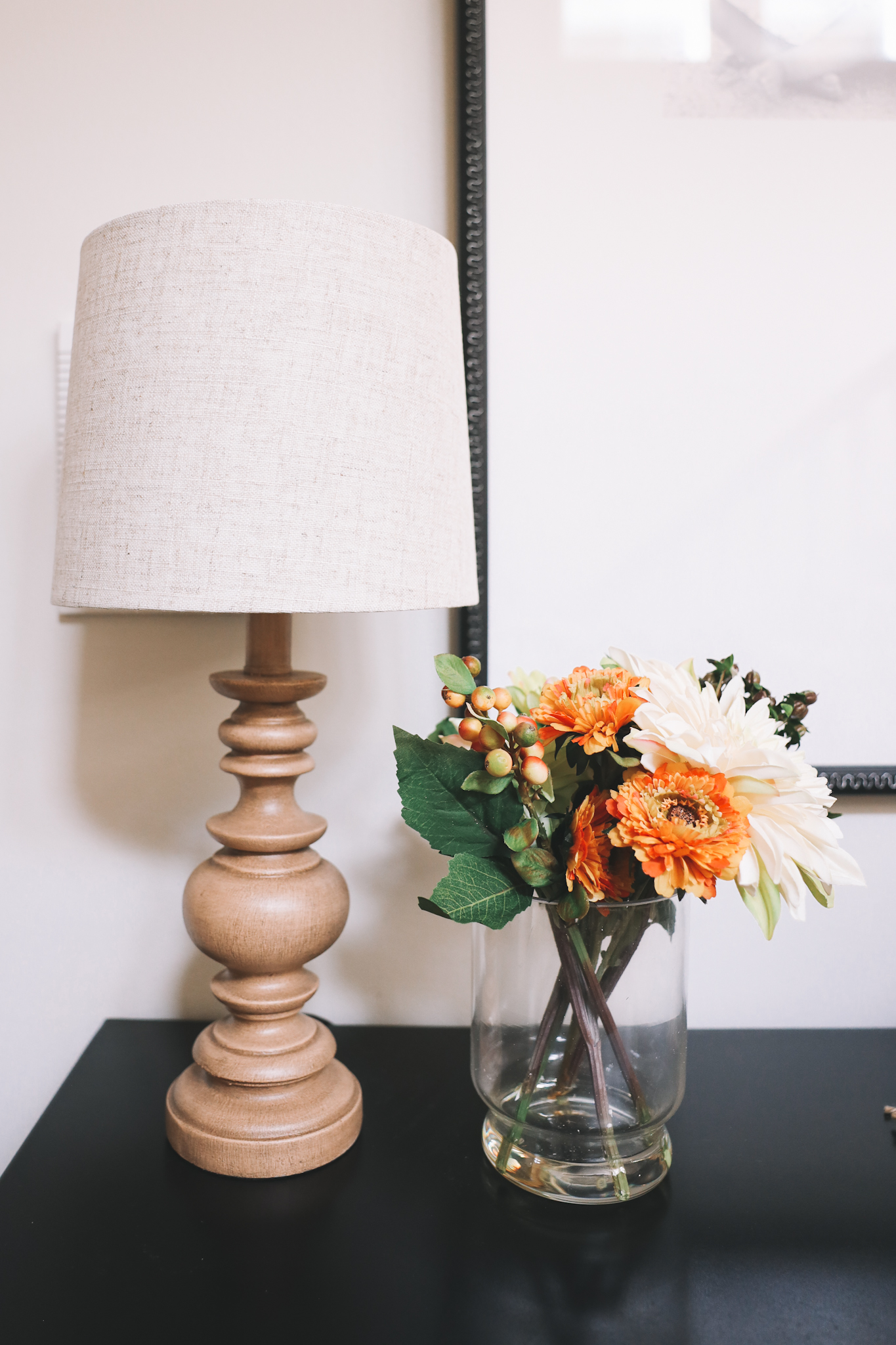 Decorating a Console Table for Fall