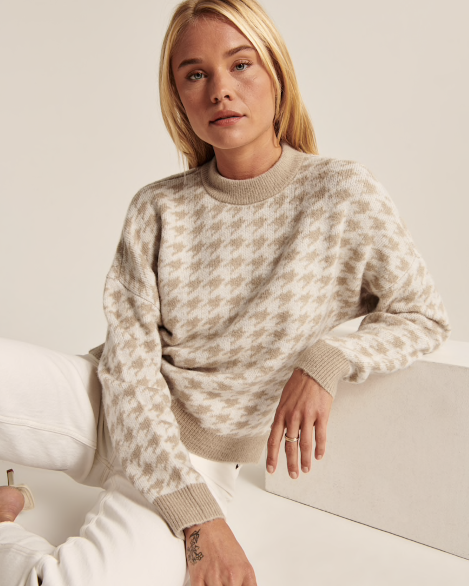 Houndstooth Sweater | Recent Finds 10/22