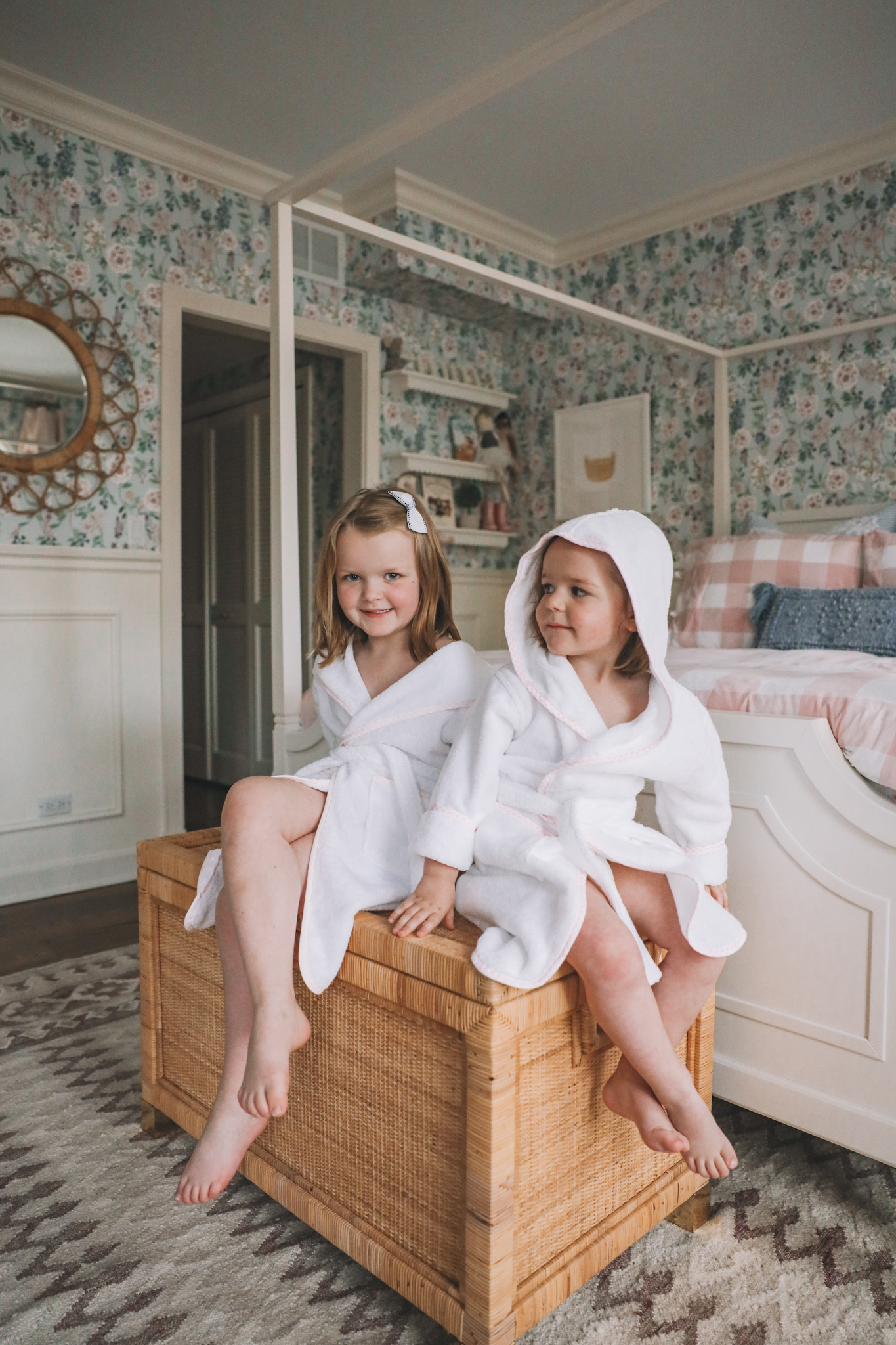Weezie kids robe review