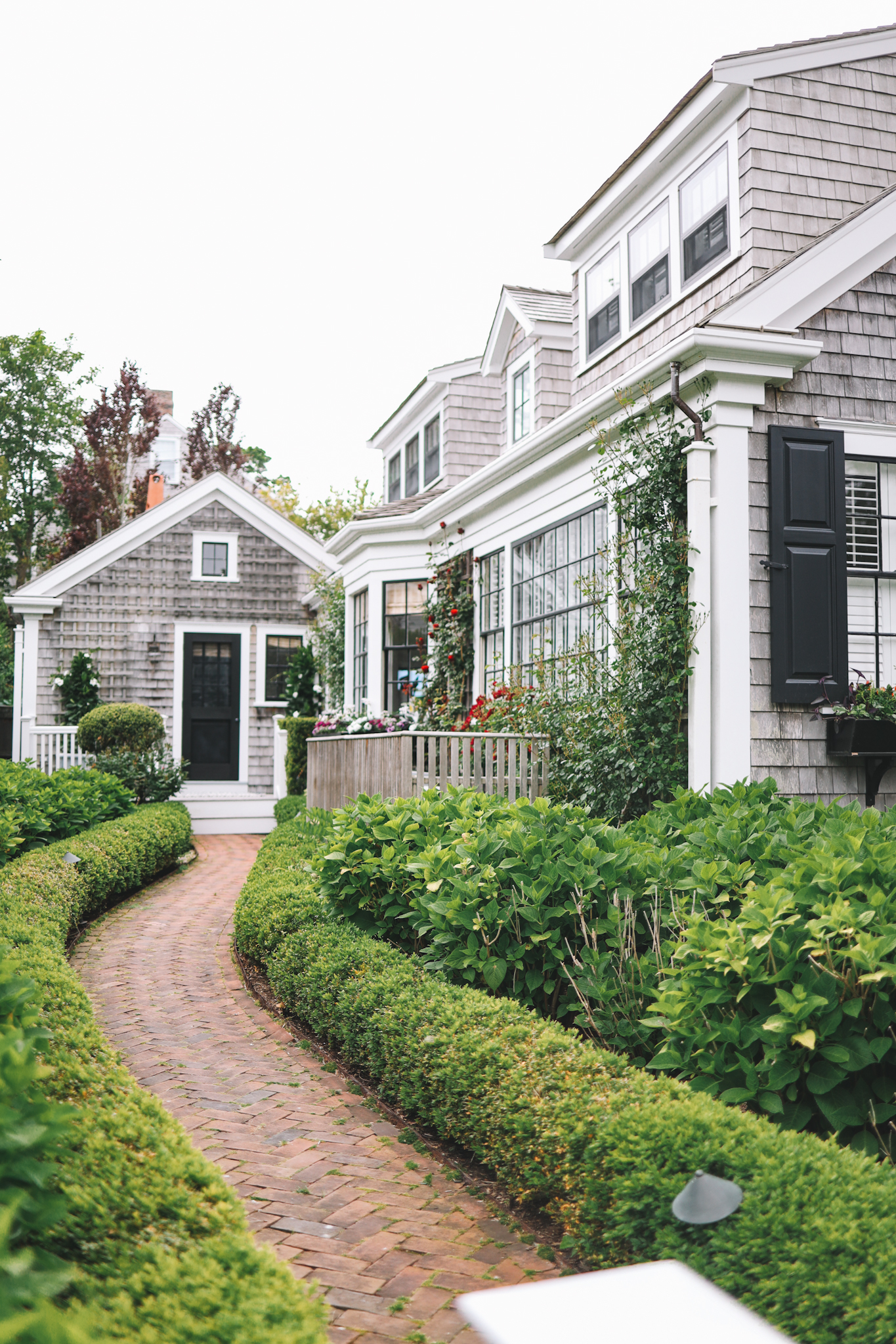 Nantucket houses | My Favorite Guys with My Favorite Girls