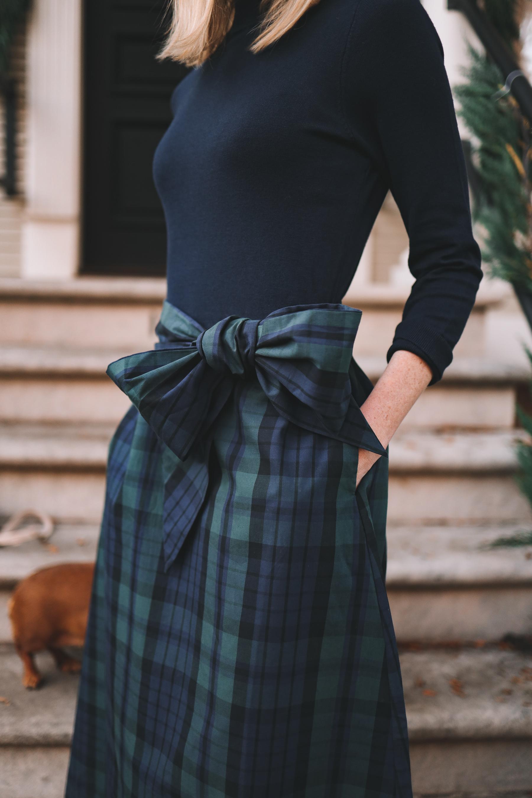 Bows on Bows holiday outfit